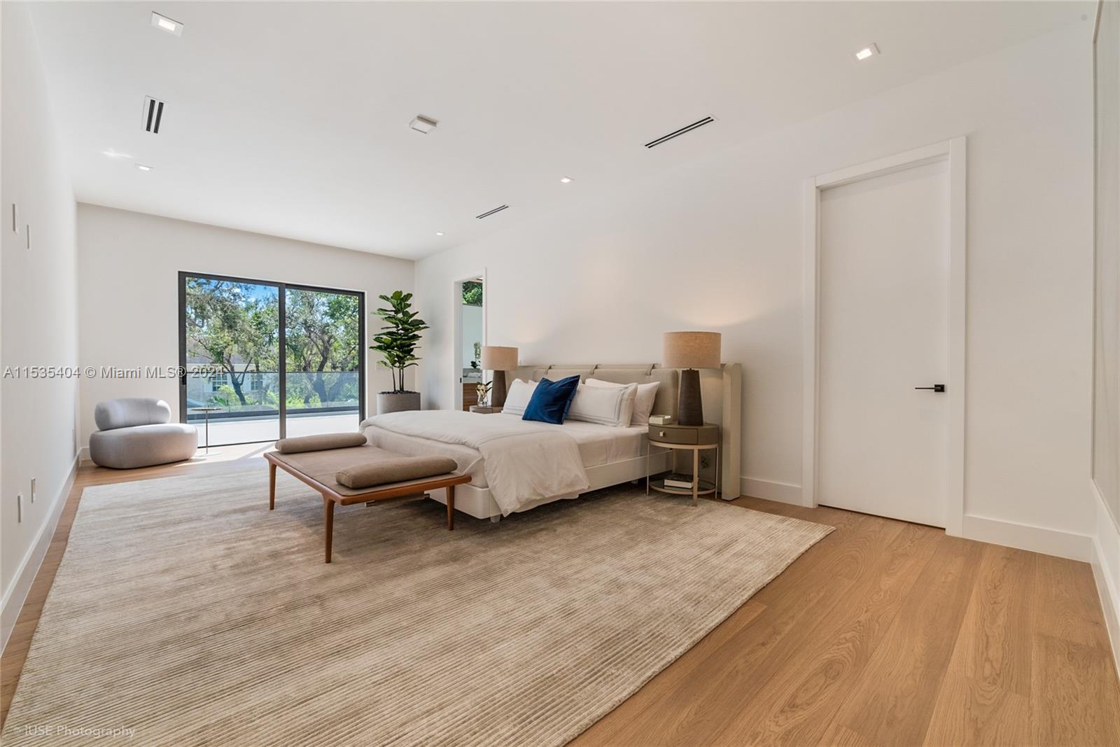 3401 Halissee St, Miami, FL, 33133 United States, 6 Bedrooms Bedrooms, ,7 BathroomsBathrooms,Residential,For Sale,Halissee St,A11535404