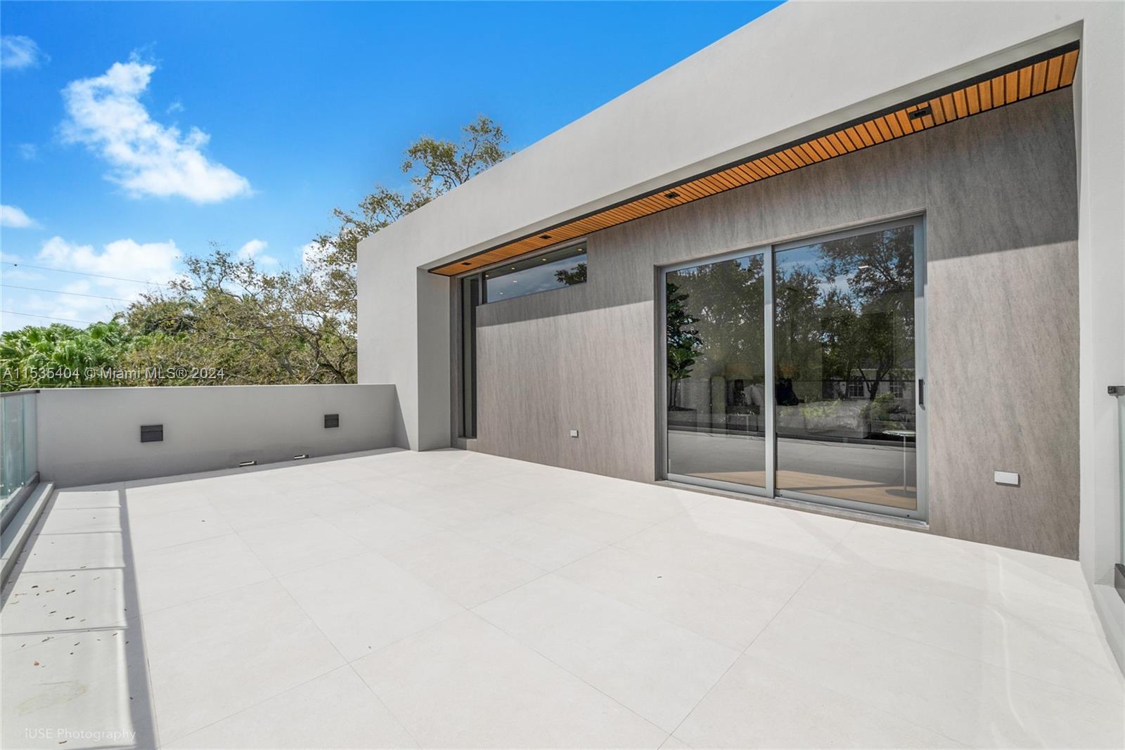 3401 Halissee St, Miami, FL, 33133 United States, 6 Bedrooms Bedrooms, ,7 BathroomsBathrooms,Residential,For Sale,Halissee St,A11535404