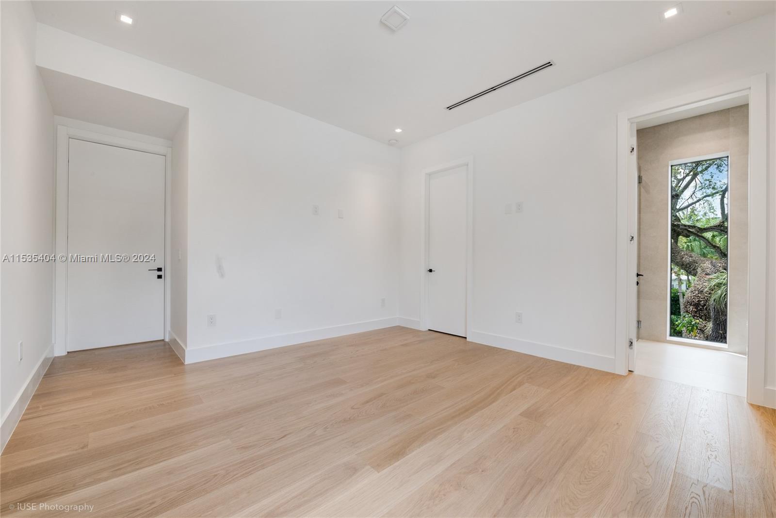 3401 Halissee St, Miami, FL, 33133 United States, 6 Bedrooms Bedrooms, ,7 BathroomsBathrooms,Residential,For Sale,Halissee St,A11535404