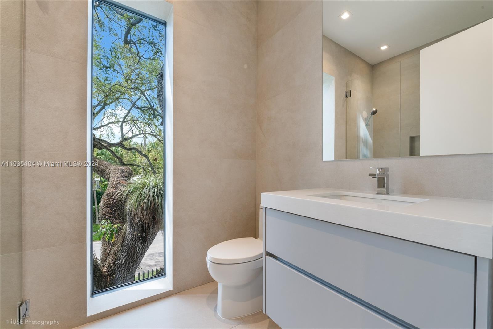 3401 Halissee St, Miami, FL, 33133 United States, 6 Bedrooms Bedrooms, ,7 BathroomsBathrooms,Residential,For Sale,Halissee St,A11535404