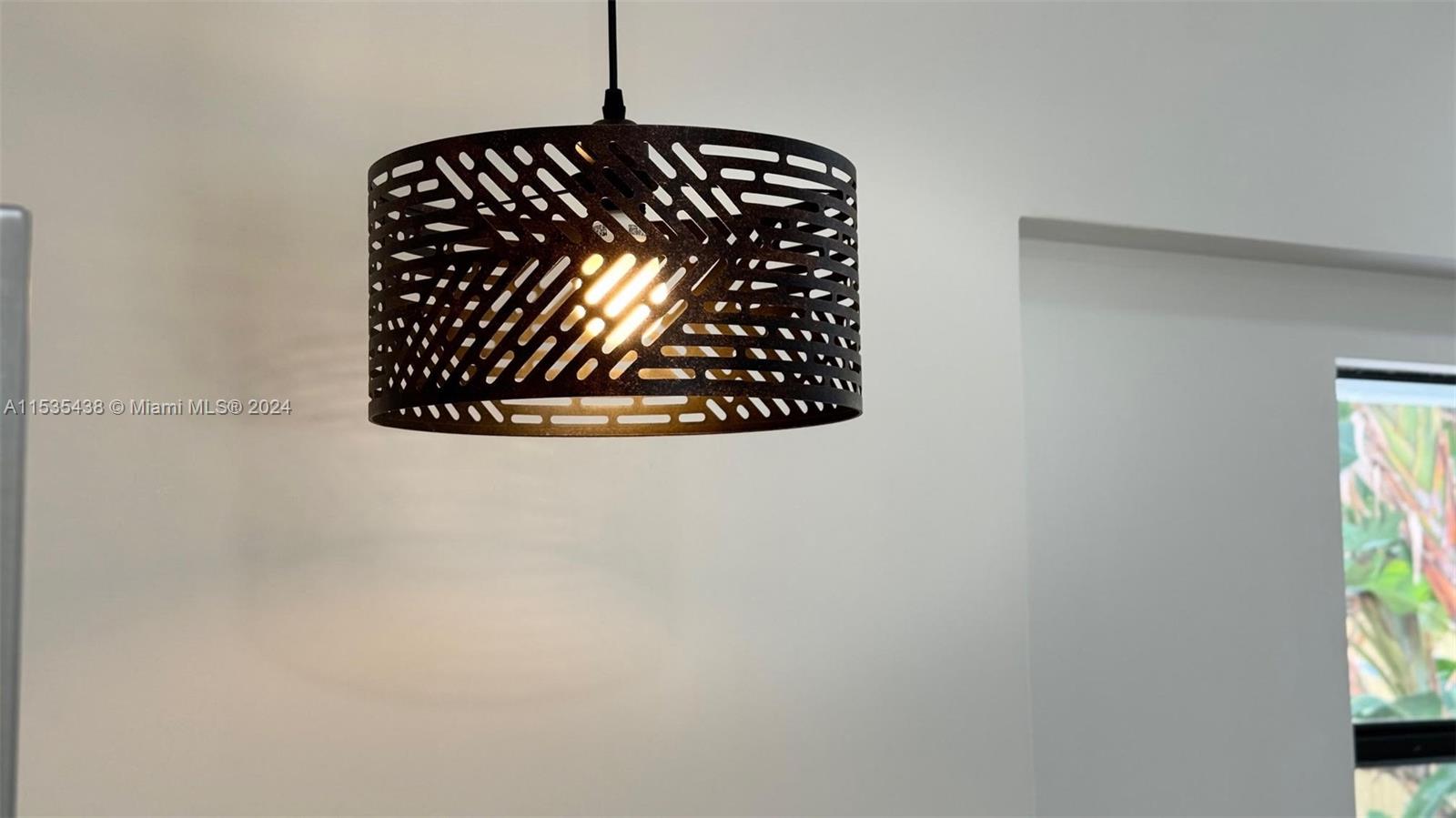 2008 10th Ave, Fort Lauderdale, FL, 33311 United States, 3 Bedrooms Bedrooms, ,2 BathroomsBathrooms,Residential,For Sale,10th Ave,A11535438