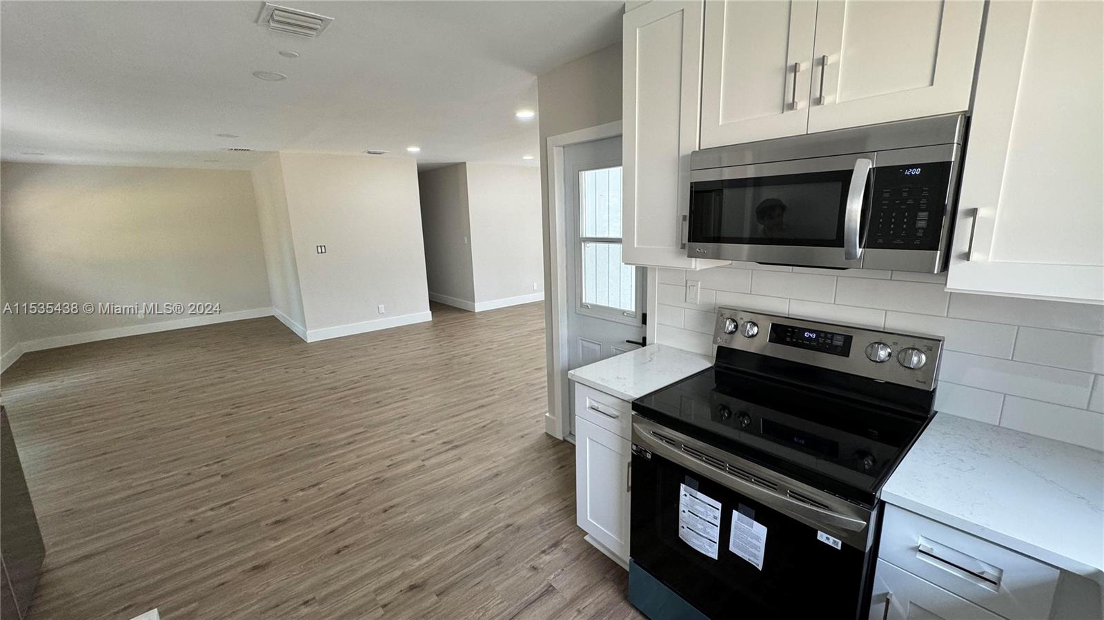 2008 10th Ave, Fort Lauderdale, FL, 33311 United States, 3 Bedrooms Bedrooms, ,2 BathroomsBathrooms,Residential,For Sale,10th Ave,A11535438