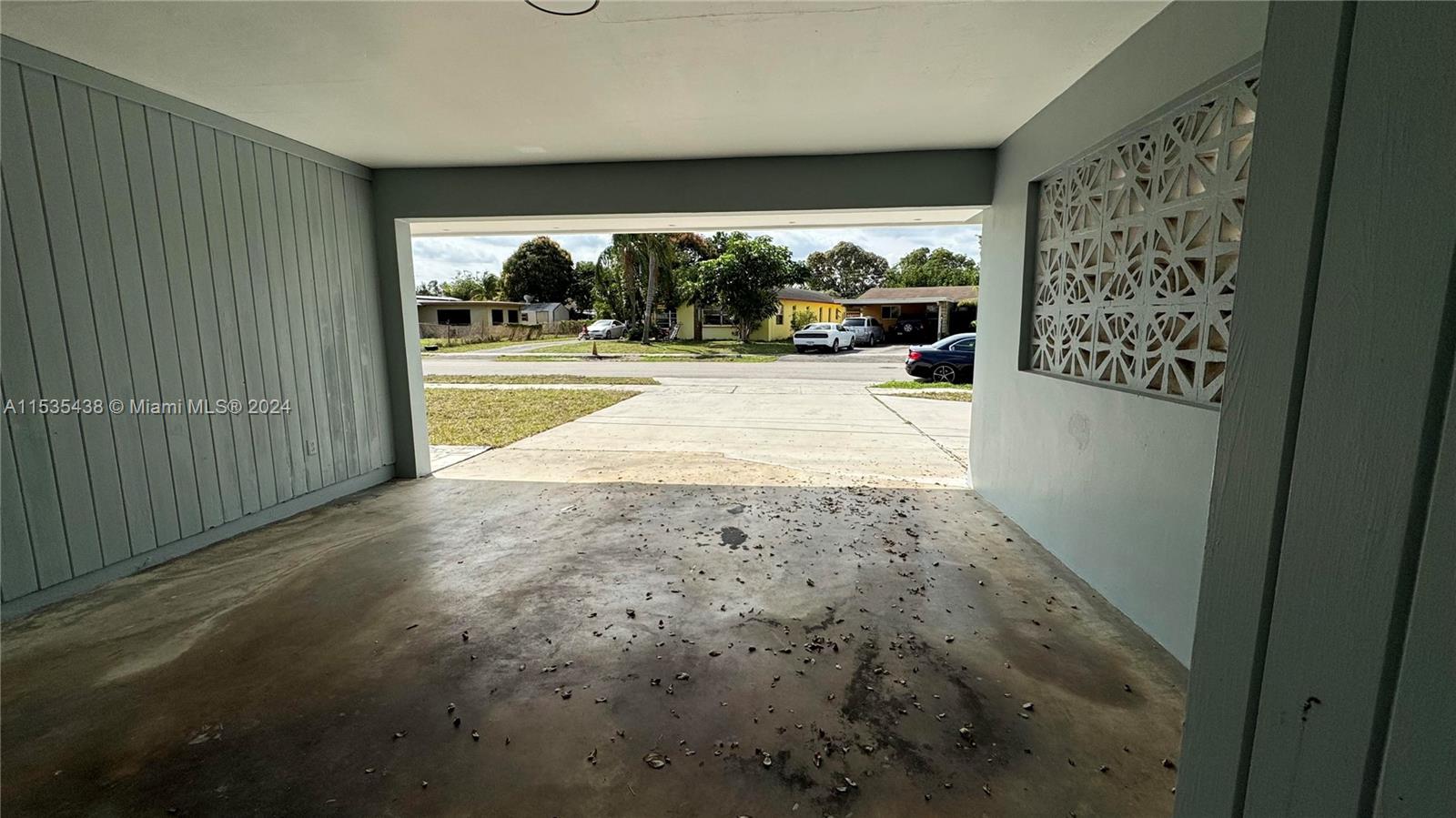 2008 10th Ave, Fort Lauderdale, FL, 33311 United States, 3 Bedrooms Bedrooms, ,2 BathroomsBathrooms,Residential,For Sale,10th Ave,A11535438