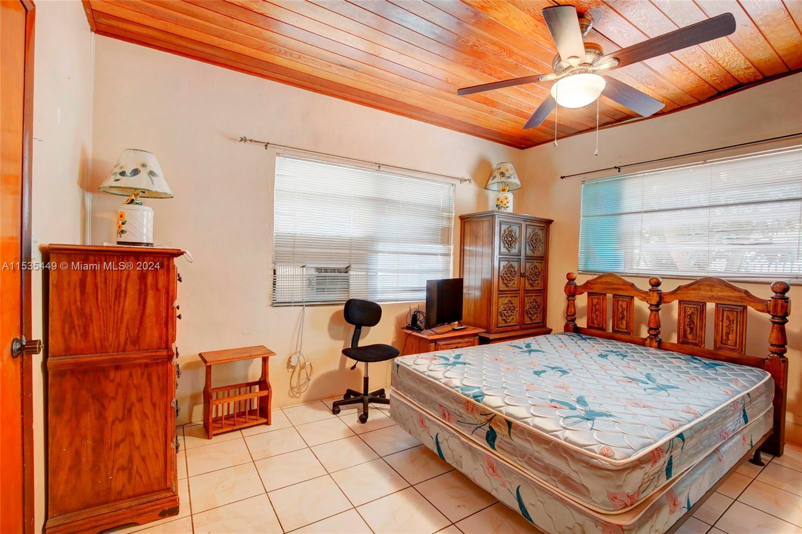 1355 W 2nd Ave, Hialeah, Florida 33010, 3 Bedrooms Bedrooms, ,2 BathroomsBathrooms,Residential,For Sale,1355 W 2nd Ave,A11535449