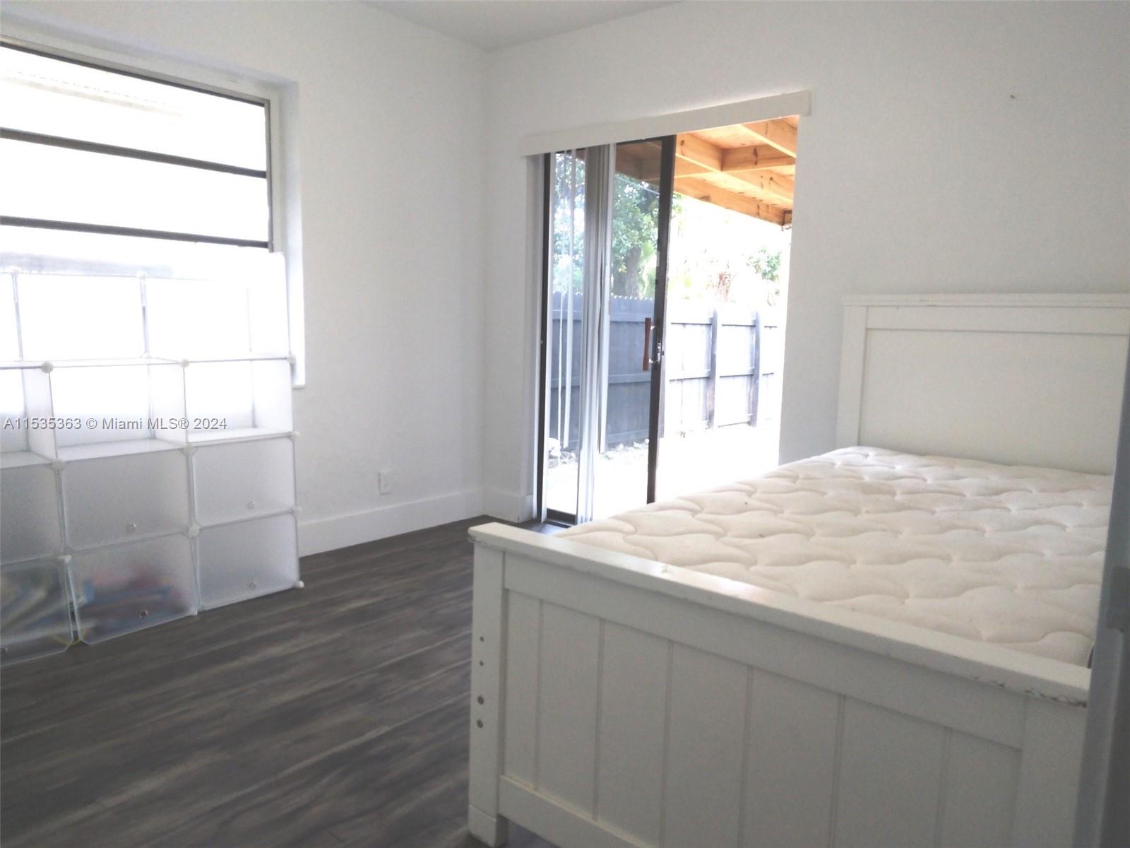 2722 Fillmore St, Hollywood, Florida 33020, 2 Bedrooms Bedrooms, ,1 BathroomBathrooms,Residentiallease,For Rent,2722 Fillmore St,A11535363