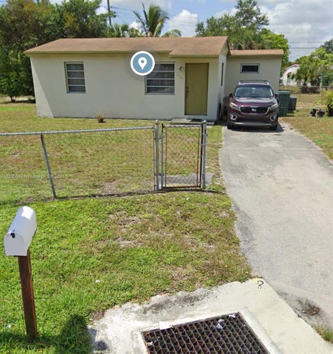 2300 NW 15th Ct #a For Sale A11535542, FL