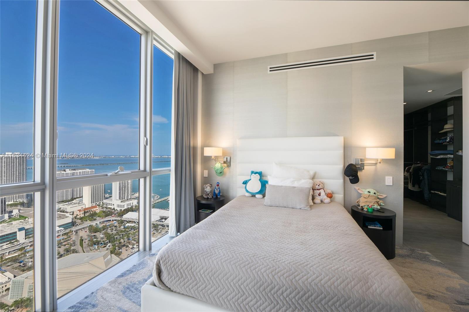 1100 Biscayne Blvd, Miami, FL, 33132 United States, 5 Bedrooms Bedrooms, ,6 BathroomsBathrooms,Residential,For Sale,Biscayne Blvd,A11534424