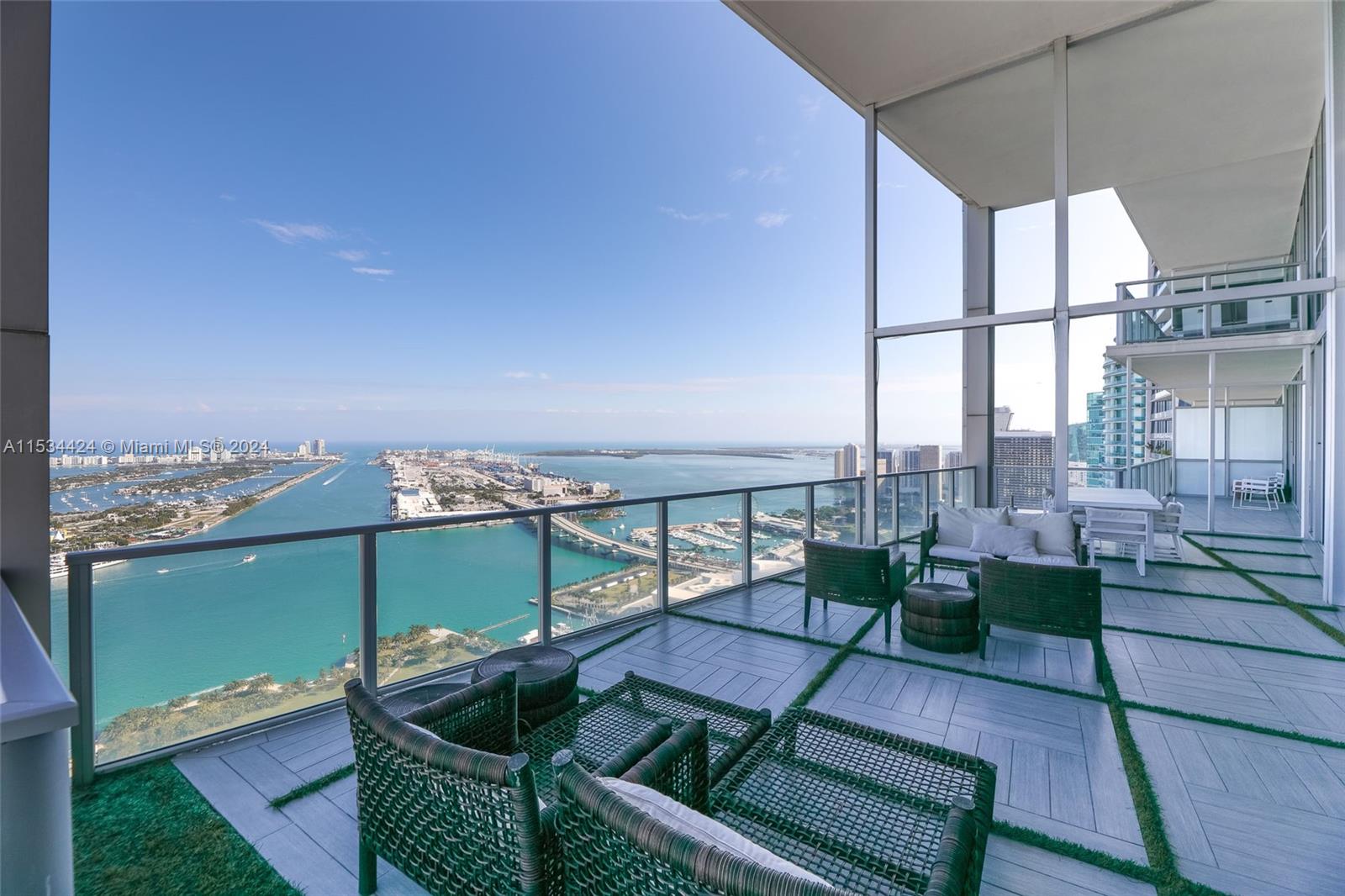 1100 Biscayne Blvd 5306, Miami, Florida 33132, 5 Bedrooms Bedrooms, ,6 BathroomsBathrooms,Residential,For Sale,1100 Biscayne Blvd 5306,A11534424