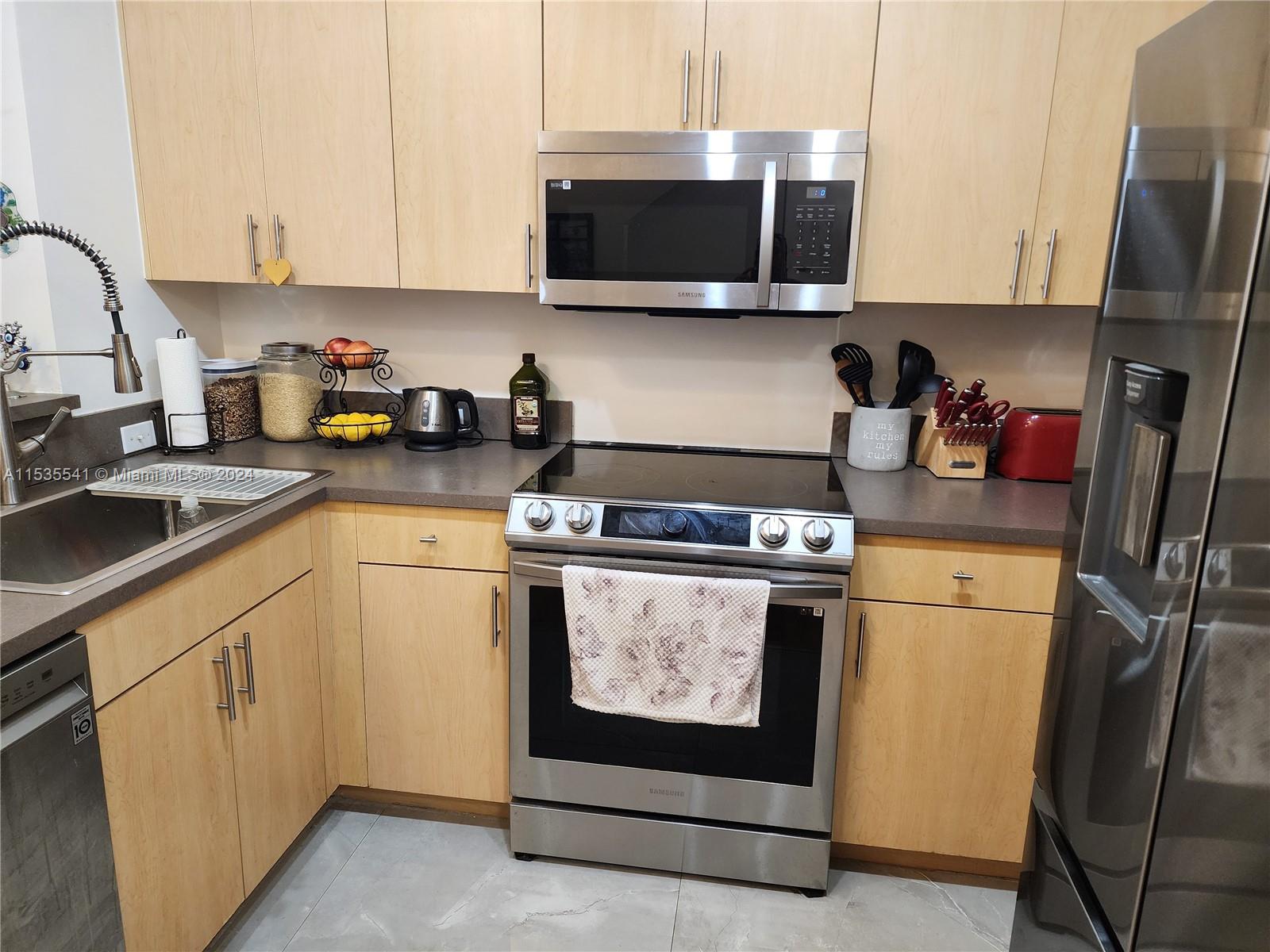 2961 NE 185th St 1608, Aventura, Florida 33180, 1 Bedroom Bedrooms, ,1 BathroomBathrooms,Residential,For Sale,2961 NE 185th St 1608,A11535541