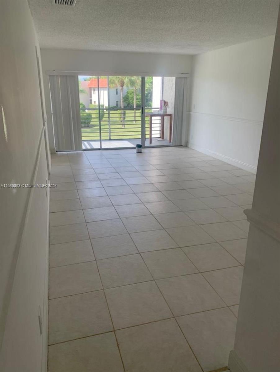 7435 Woodmont Ter 202, Tamarac, Florida 33321, 2 Bedrooms Bedrooms, ,2 BathroomsBathrooms,Residentiallease,For Rent,7435 Woodmont Ter 202,A11535393
