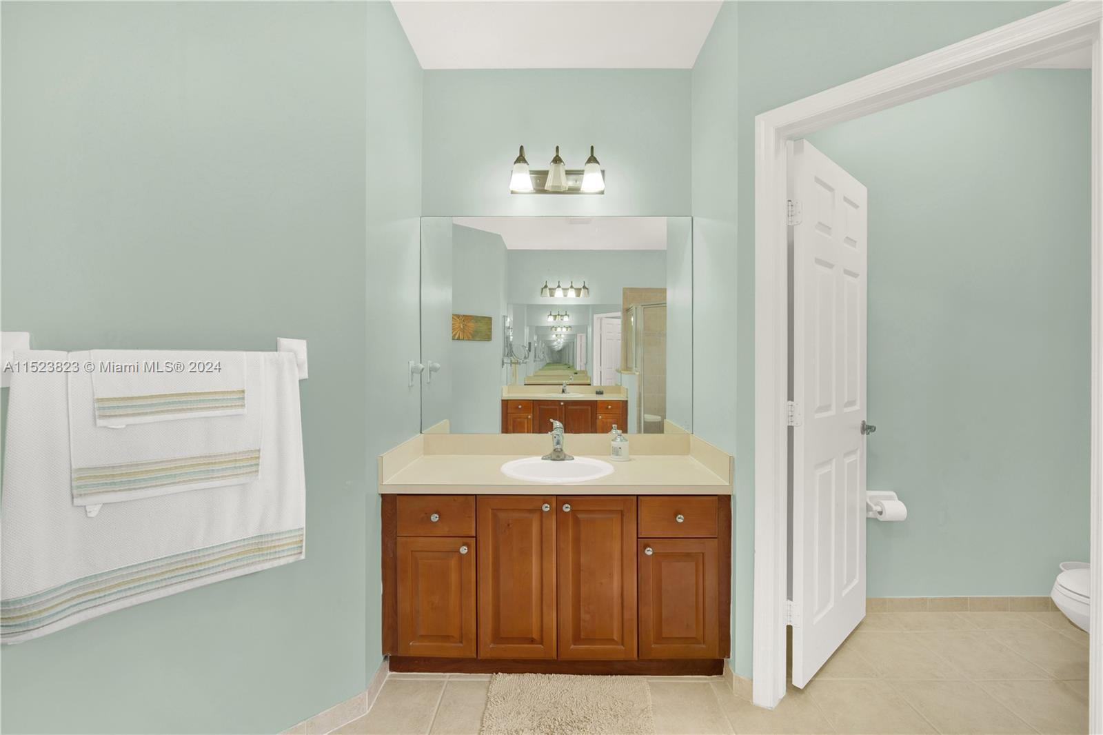 1870 SE 19th St, Homestead, Florida 33035, 4 Bedrooms Bedrooms, ,3 BathroomsBathrooms,Residential,For Sale,1870 SE 19th St,A11523823