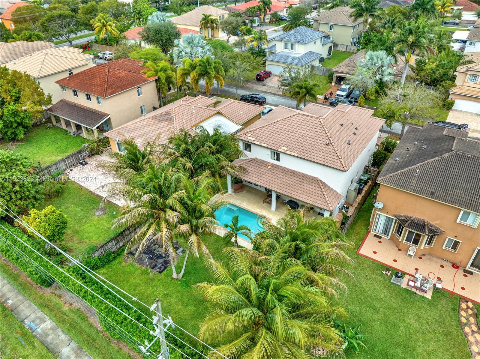 1870 SE 19th St, Homestead, Florida 33035, 4 Bedrooms Bedrooms, ,3 BathroomsBathrooms,Residential,For Sale,1870 SE 19th St,A11523823