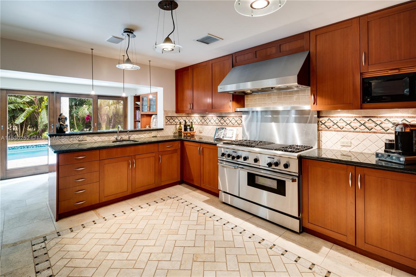 5600 Kerwood Oaks Dr, Coral Gables, FL, 33156 United States, 4 Bedrooms Bedrooms, ,4 BathroomsBathrooms,Residential,For Sale,Kerwood Oaks Dr,A11530252