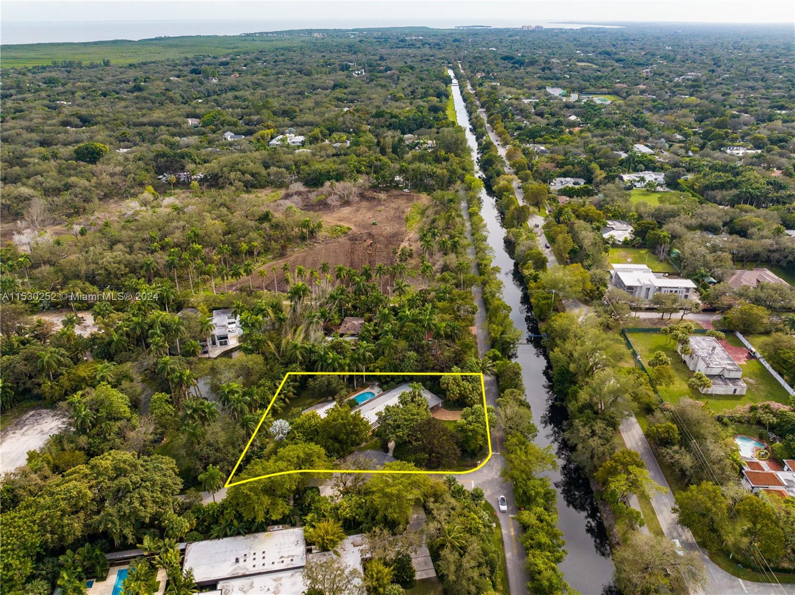 5600 Kerwood Oaks Dr, Coral Gables, FL, 33156 United States, 4 Bedrooms Bedrooms, ,4 BathroomsBathrooms,Residential,For Sale,Kerwood Oaks Dr,A11530252