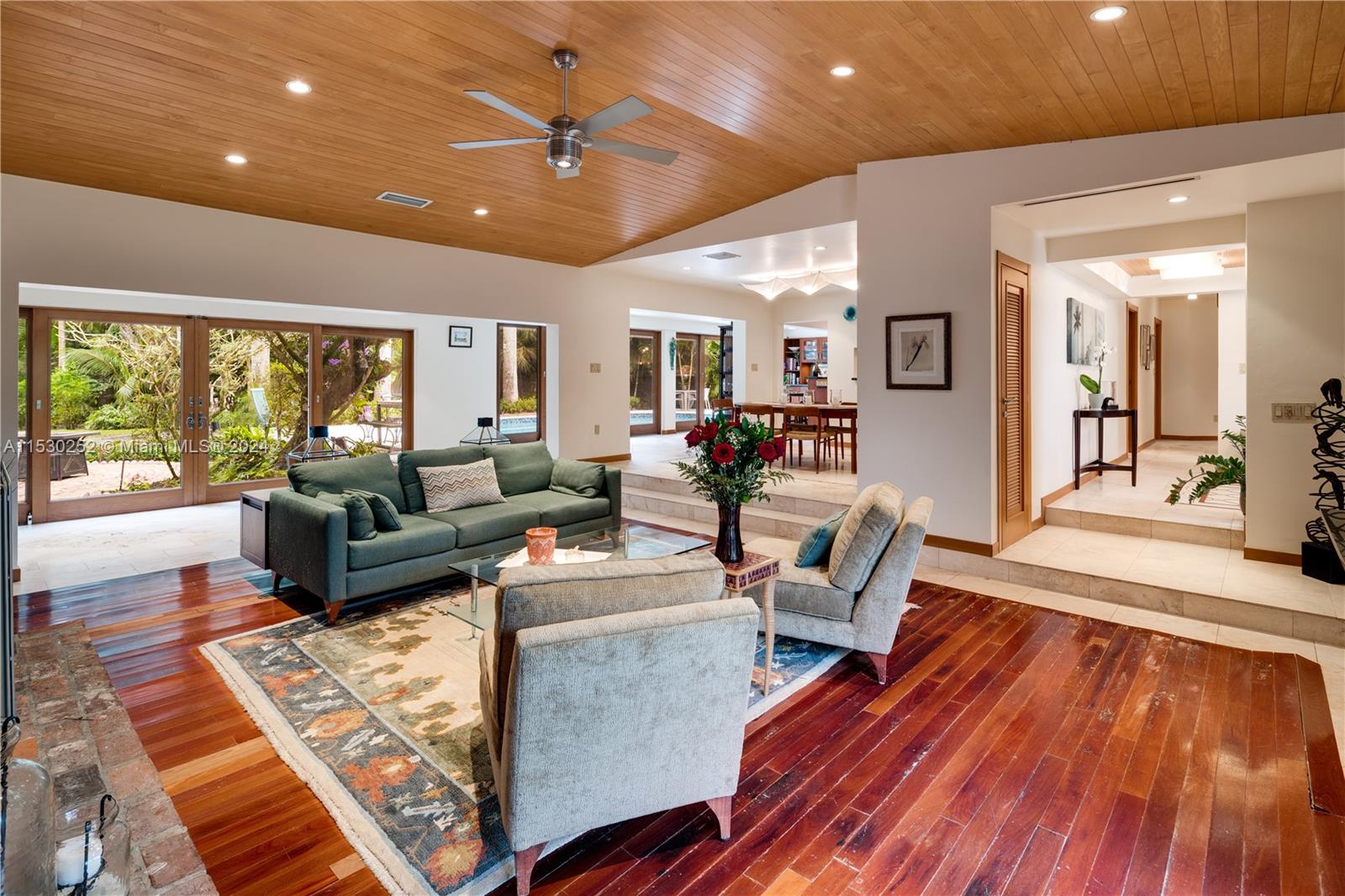 5600 Kerwood Oaks Dr, Coral Gables, FL, 33156 United States, 4 Bedrooms Bedrooms, ,4 BathroomsBathrooms,Residential,For Sale,Kerwood Oaks Dr,A11530252