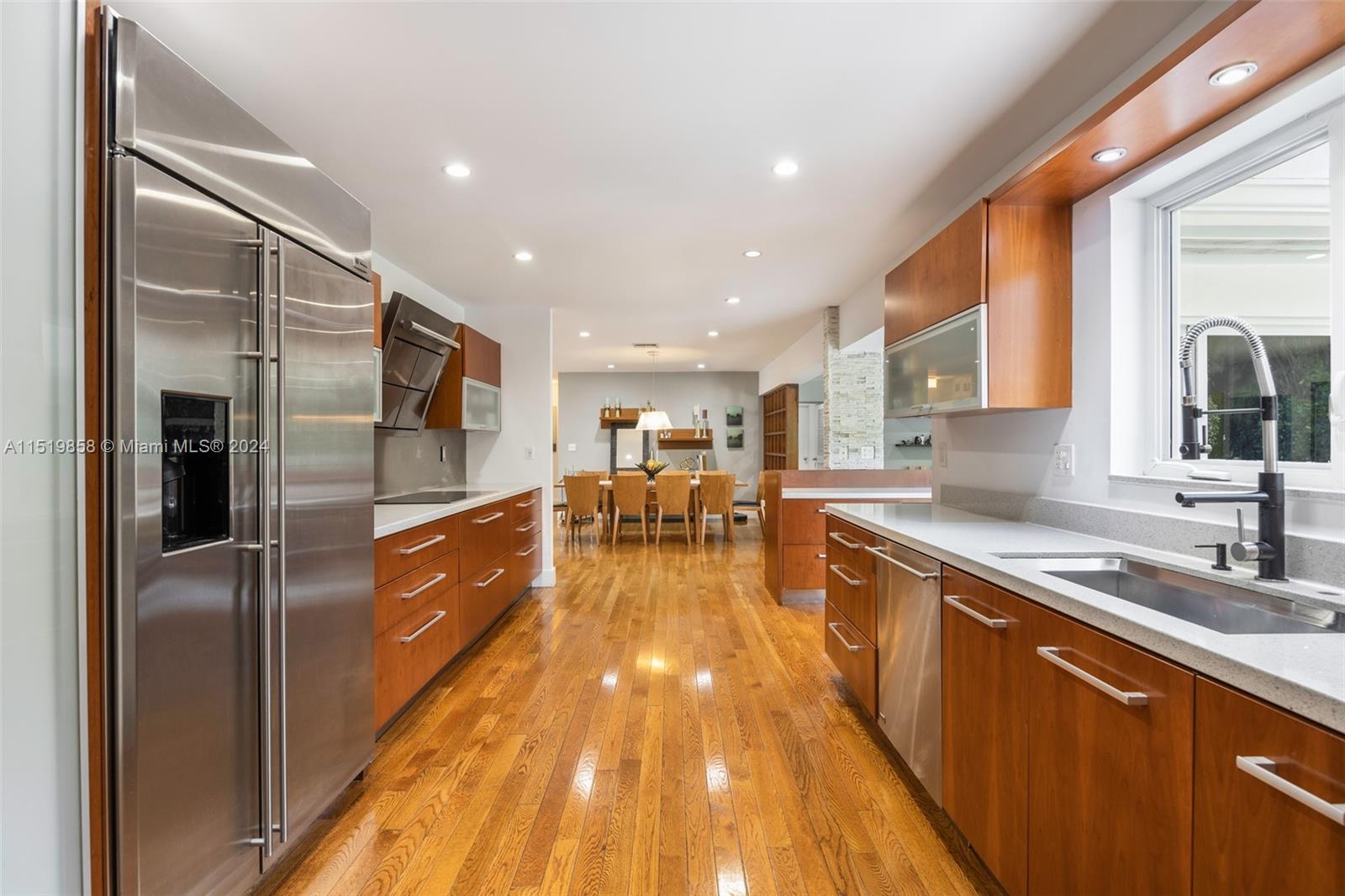 5514 San Vicente St, Coral Gables, FL, 33146 United States, 5 Bedrooms Bedrooms, ,4 BathroomsBathrooms,Residential,For Sale,San Vicente St,A11519858