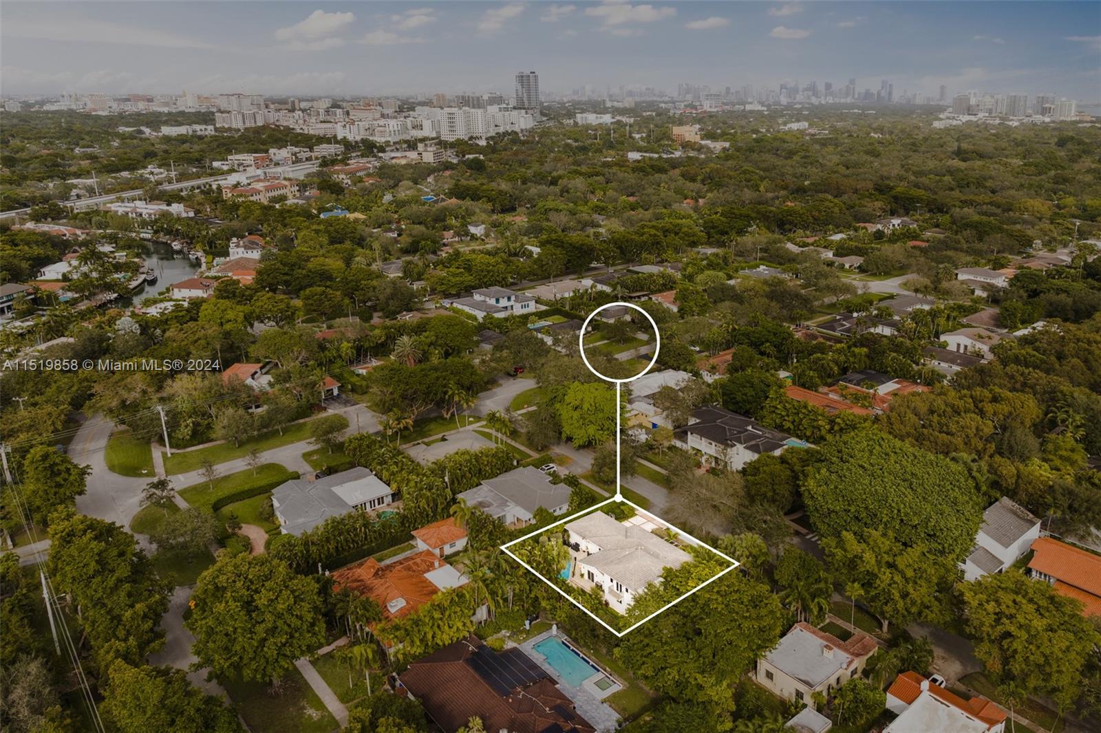 5514 San Vicente St, Coral Gables, Florida 33146, 5 Bedrooms Bedrooms, ,4 BathroomsBathrooms,Residential,For Sale,5514 San Vicente St,A11519858