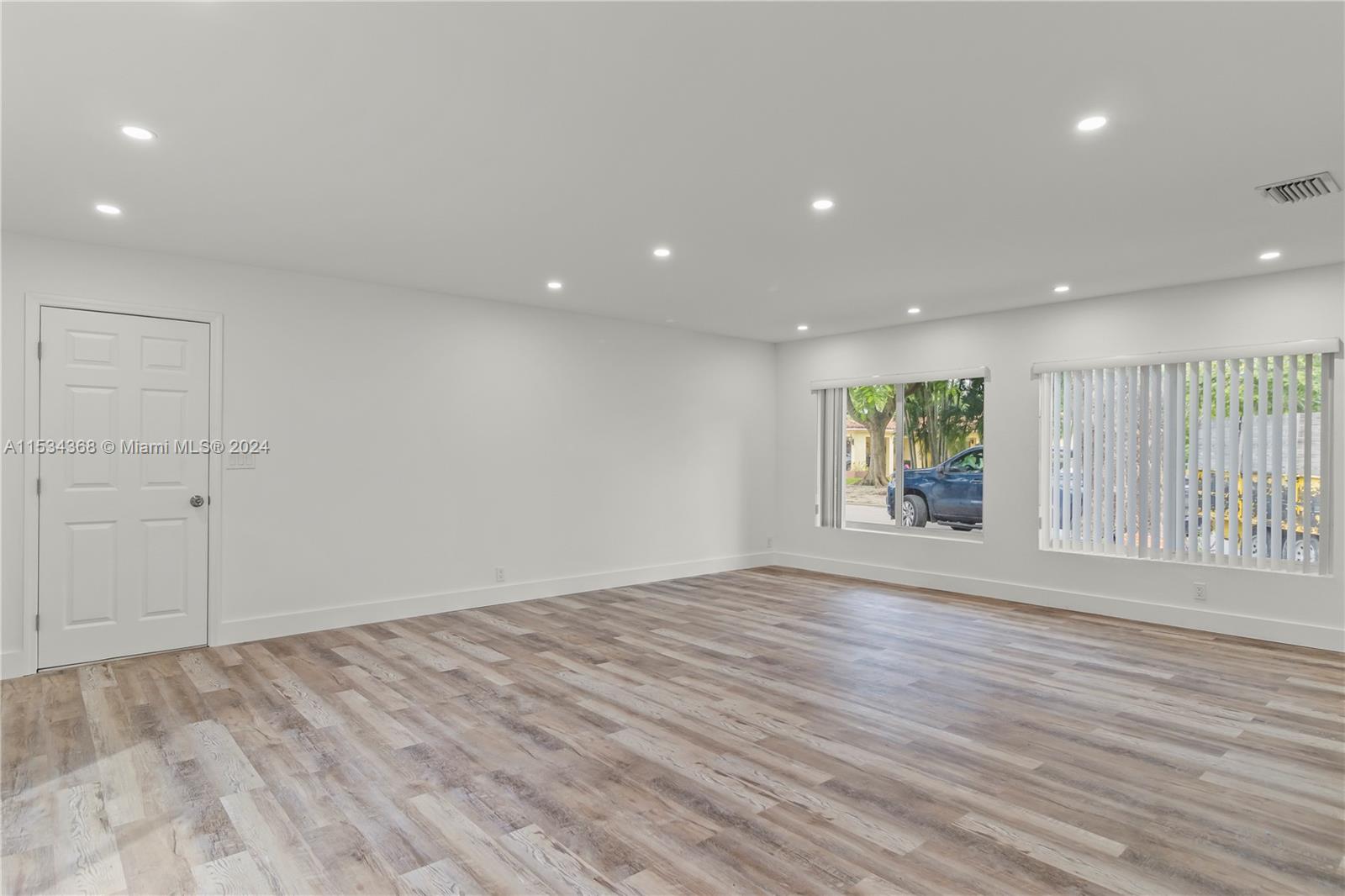 3201 9th Ave, Fort Lauderdale, FL, 33315 United States, 3 Bedrooms Bedrooms, ,2 BathroomsBathrooms,Residential,For Sale,9th Ave,A11534368