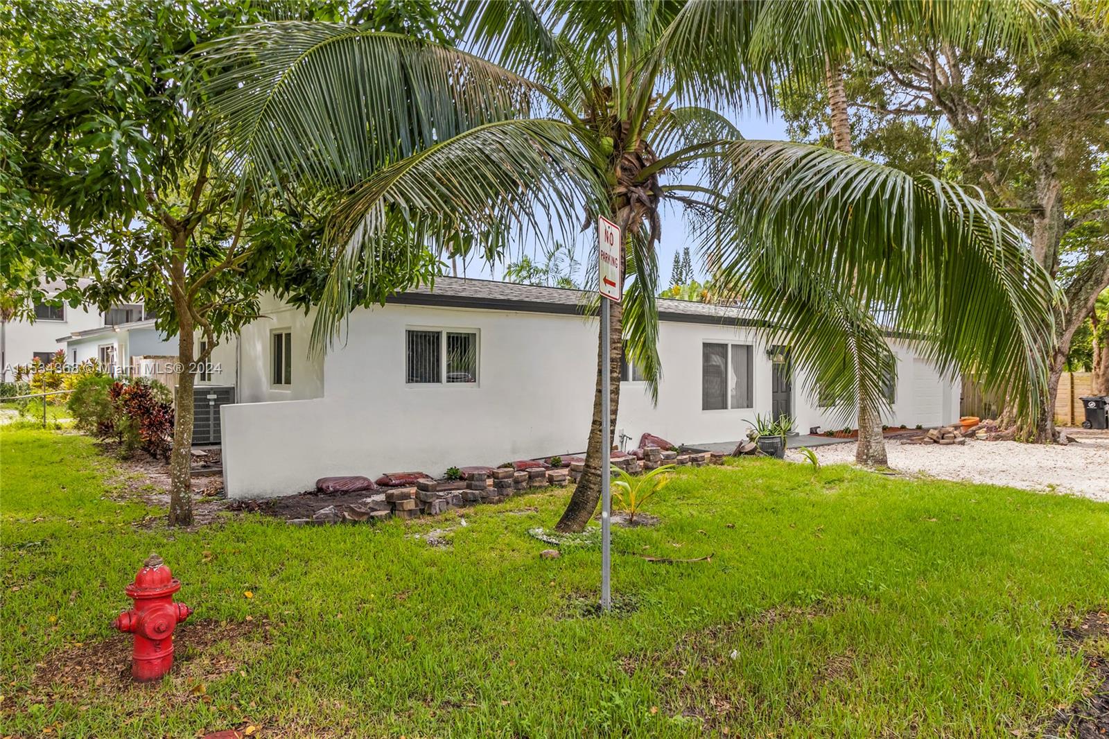 3201 9th Ave, Fort Lauderdale, FL, 33315 United States, 3 Bedrooms Bedrooms, ,2 BathroomsBathrooms,Residential,For Sale,9th Ave,A11534368