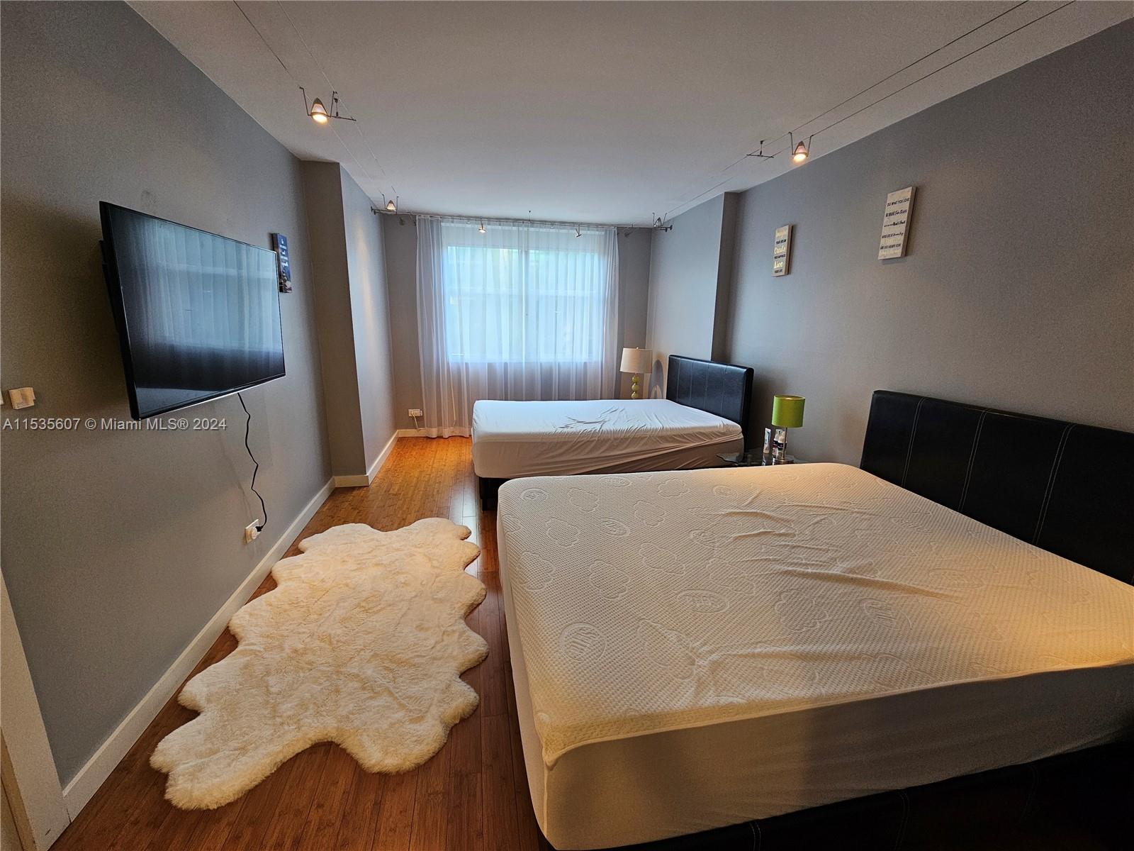 6039 Collins Ave 433, Miami Beach, Florida 33140, 2 Bedrooms Bedrooms, ,2 BathroomsBathrooms,Residentiallease,For Rent,6039 Collins Ave 433,A11535607