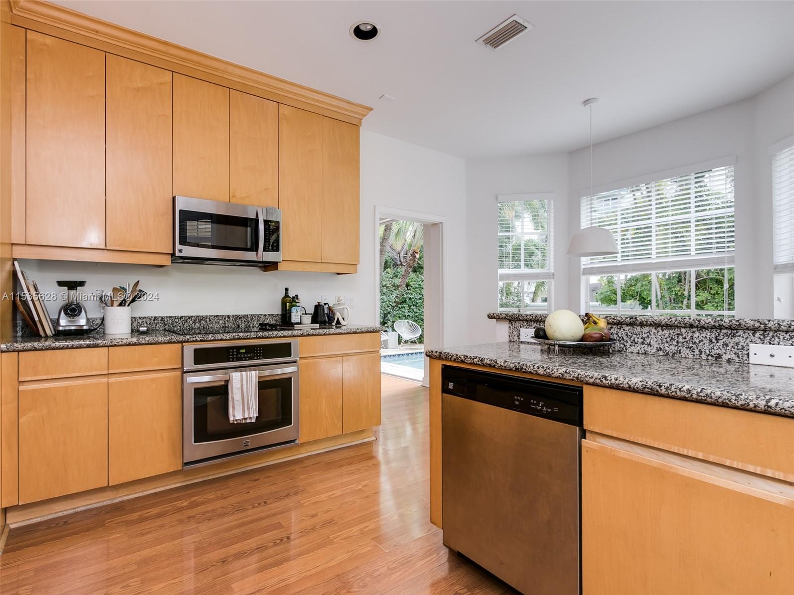 3950 194th Ln, Sunny Isles Beach, FL, 33160 United States, 5 Bedrooms Bedrooms, ,4 BathroomsBathrooms,Residential,For Sale,194th Ln,A11535628
