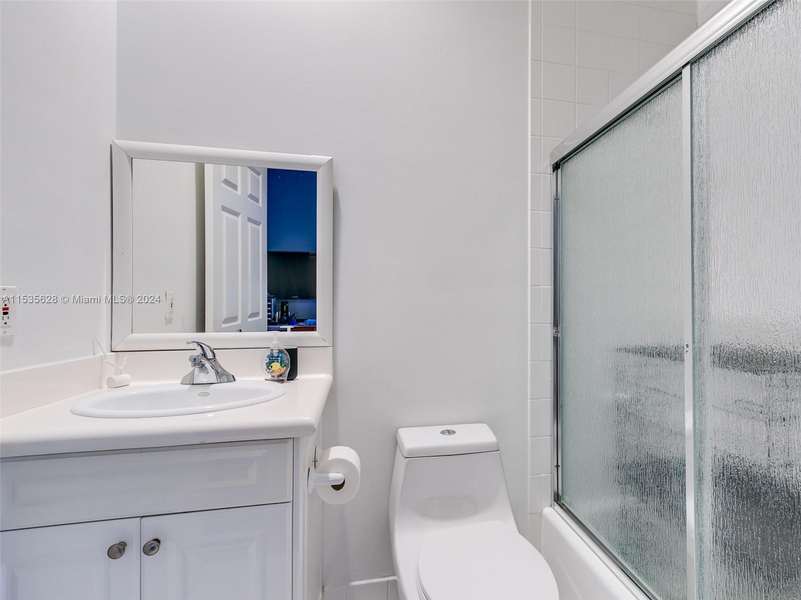 3950 194th Ln, Sunny Isles Beach, FL, 33160 United States, 5 Bedrooms Bedrooms, ,4 BathroomsBathrooms,Residential,For Sale,194th Ln,A11535628