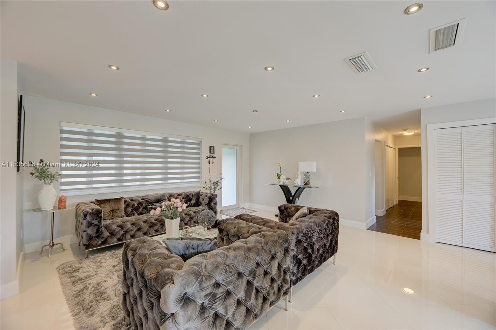 31750 SW 189th Ct, Homestead, Florida 33030, 3 Bedrooms Bedrooms, ,2 BathroomsBathrooms,Residential,For Sale,31750 SW 189th Ct,A11535626