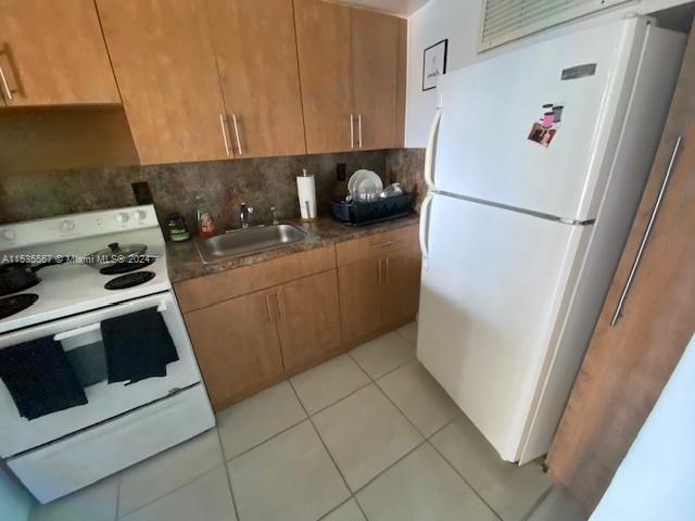 11 SW 52nd Ave 3B, Miami, Florida 33134, 1 Bedroom Bedrooms, ,1 BathroomBathrooms,Residential,For Sale,11 SW 52nd Ave 3B,A11535567