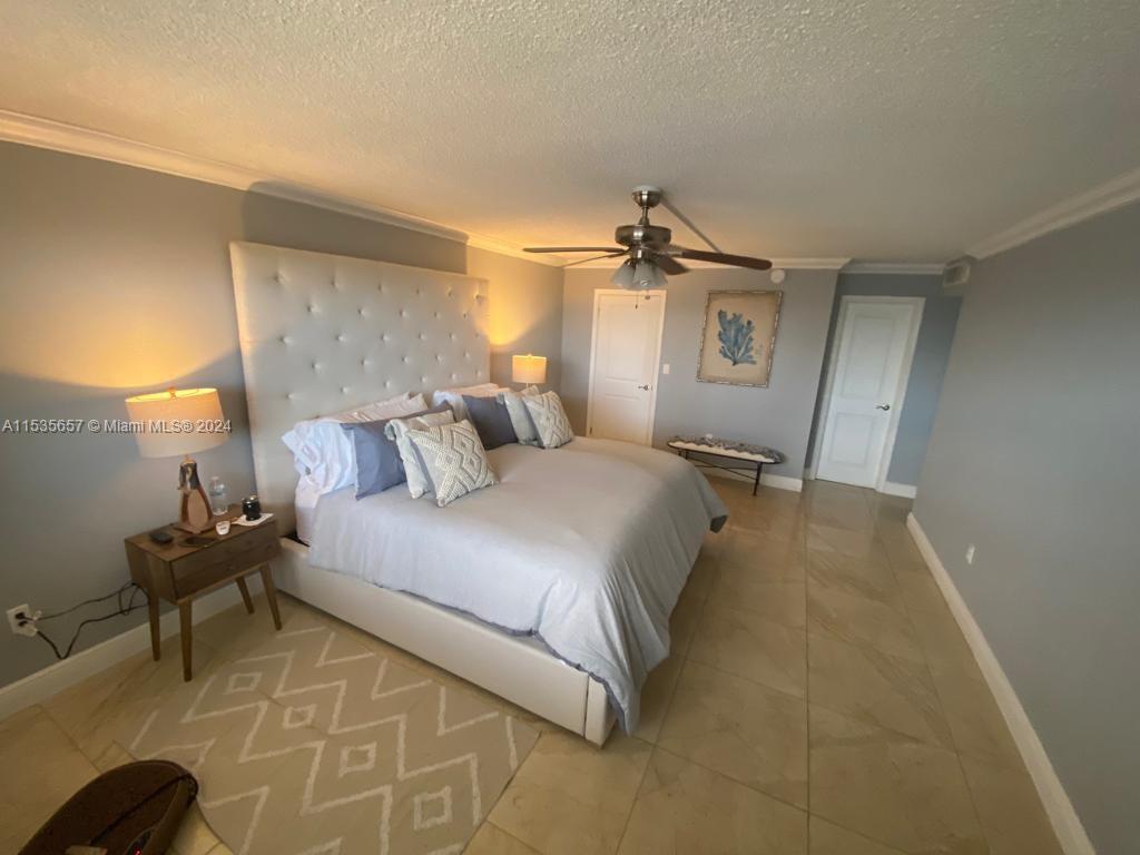 Hallandale Beach, Florida 33009, 2 Bedrooms Bedrooms, ,2 BathroomsBathrooms,Residential,For Sale,A11535657