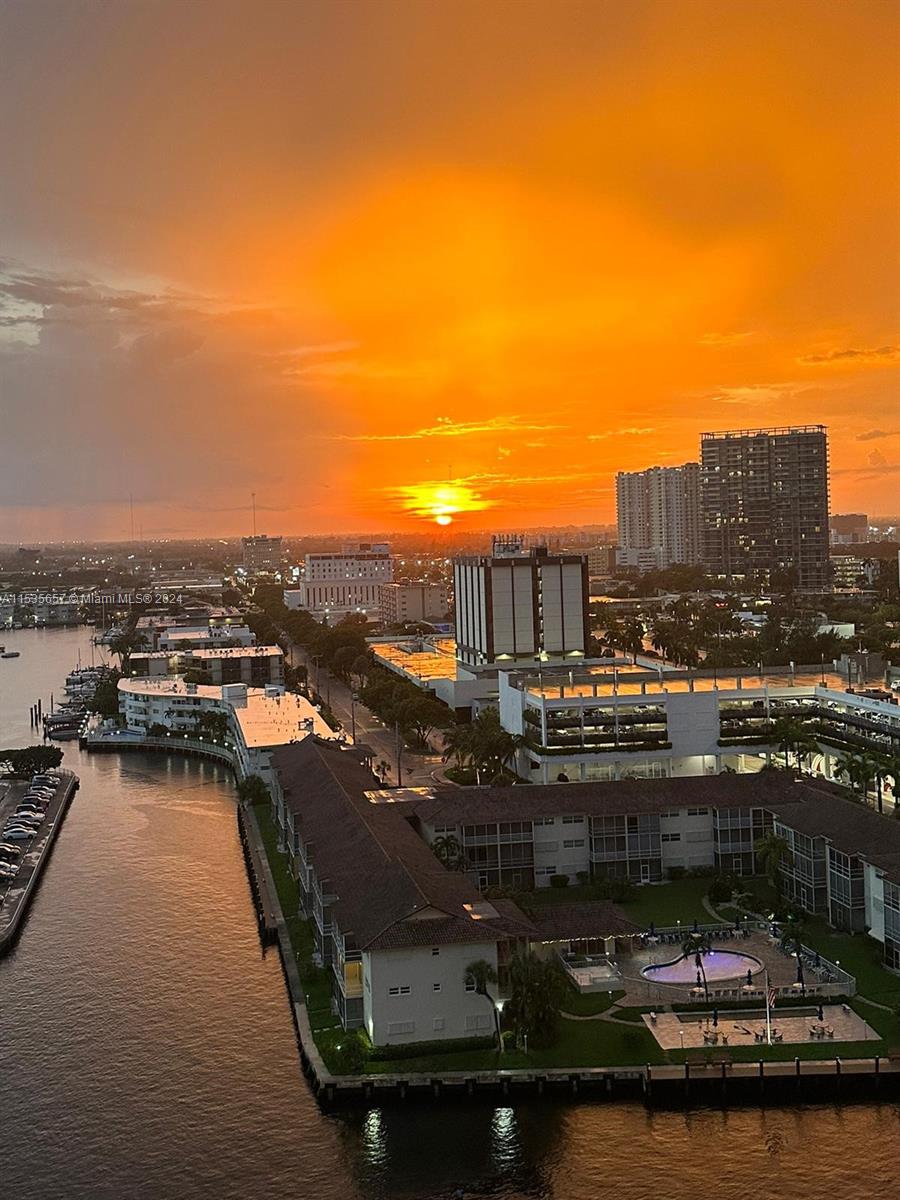 Hallandale Beach, Florida 33009, 2 Bedrooms Bedrooms, ,2 BathroomsBathrooms,Residential,For Sale,A11535657