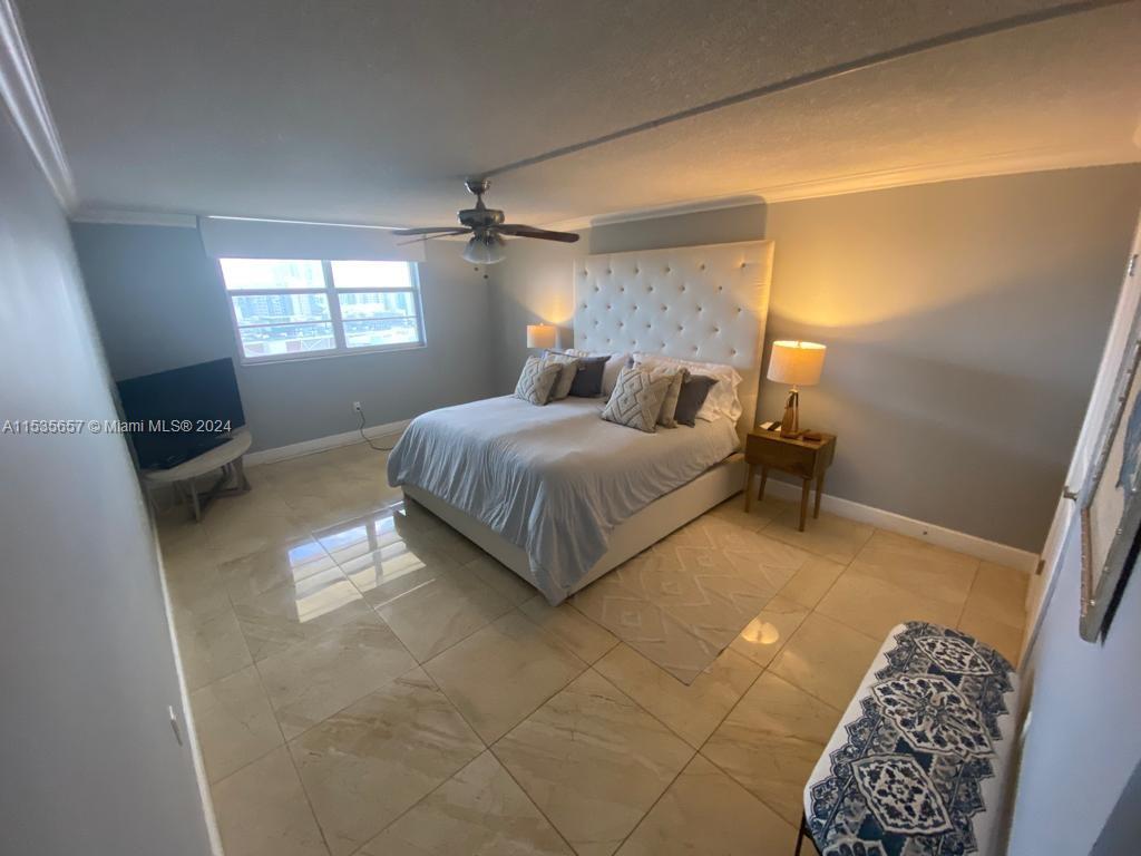 Hallandale Beach, Florida 33009, 2 Bedrooms Bedrooms, ,2 BathroomsBathrooms,Residential,For Sale,A11535657