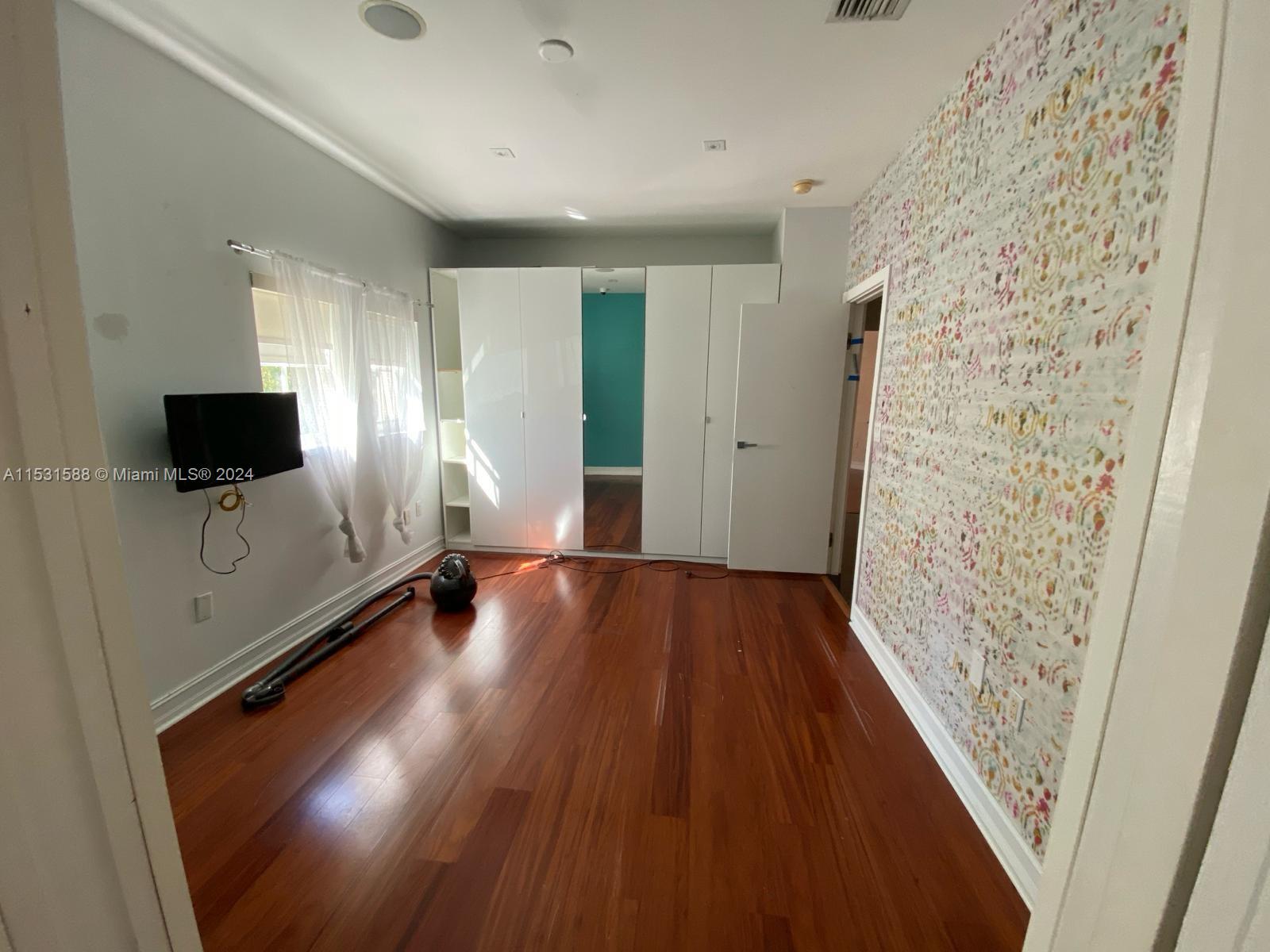 18350 30th Pl, Aventura, FL, 33160 United States, 3 Bedrooms Bedrooms, ,2 BathroomsBathrooms,Residential,For Sale,30th Pl,A11531588
