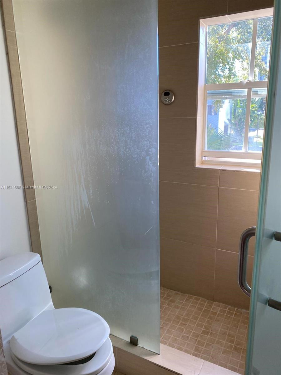 18350 NE 30th Pl 18350, Aventura, Florida 33160, 3 Bedrooms Bedrooms, ,2 BathroomsBathrooms,Residential,For Sale,18350 NE 30th Pl 18350,A11531588