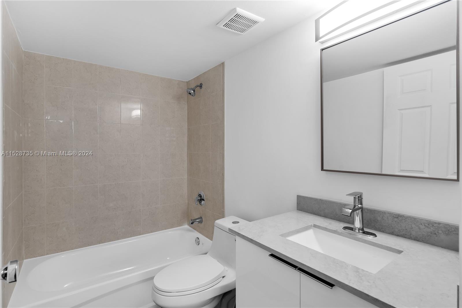 8251 NW 8th St 416, Miami, Florida 33126, 2 Bedrooms Bedrooms, ,2 BathroomsBathrooms,Residential,For Sale,8251 NW 8th St 416,A11528735