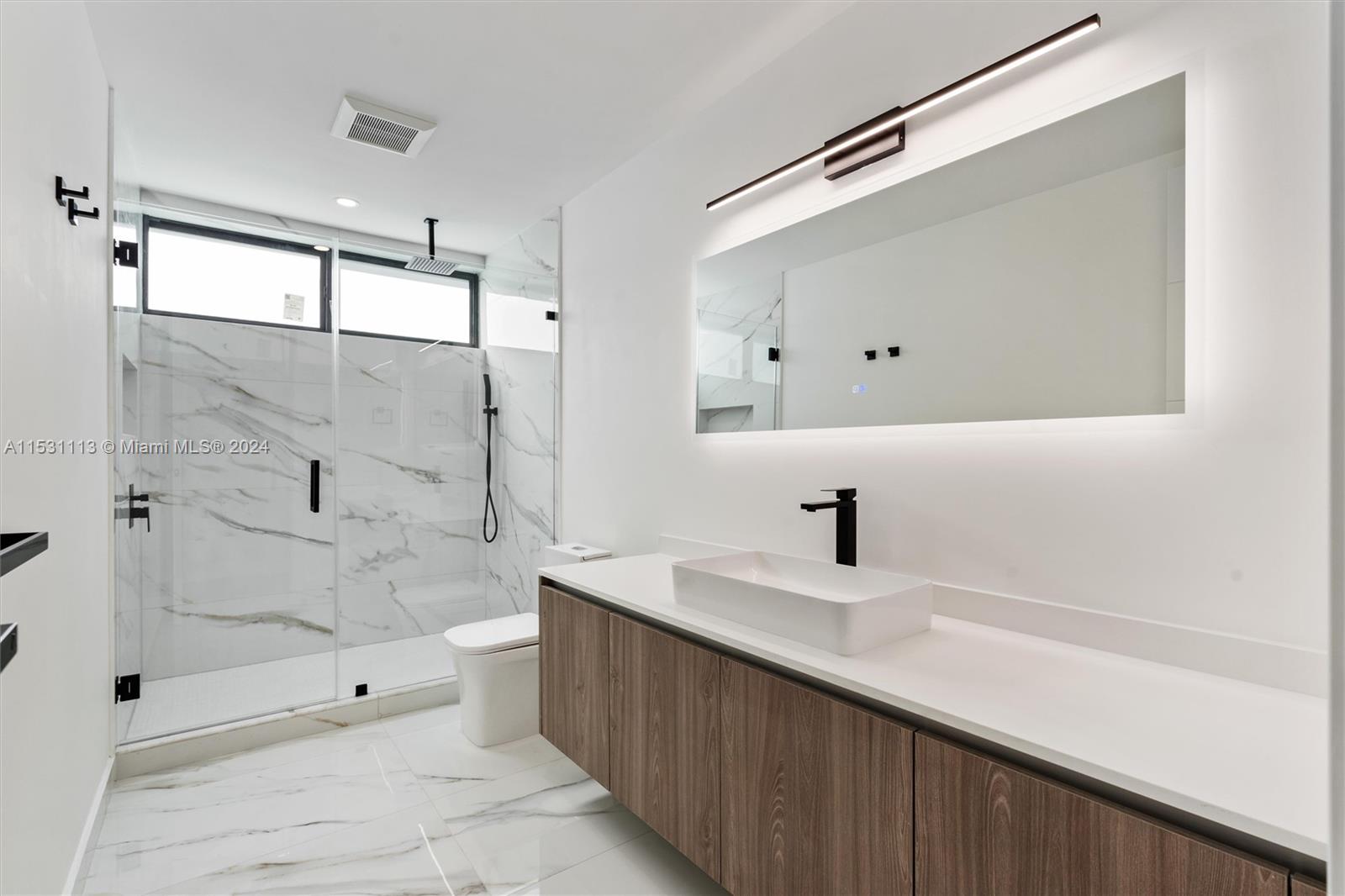 1814 Middle River Dr, Fort Lauderdale, FL 33305, 3 Bedrooms Bedrooms, ,3 BathroomsBathrooms,Residential,For Sale,Middle River Dr,A11531113