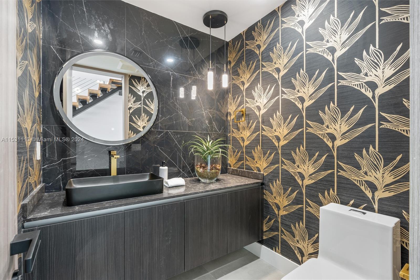 1814 Middle River Dr, Fort Lauderdale, FL 33305, 3 Bedrooms Bedrooms, ,3 BathroomsBathrooms,Residential,For Sale,Middle River Dr,A11531113