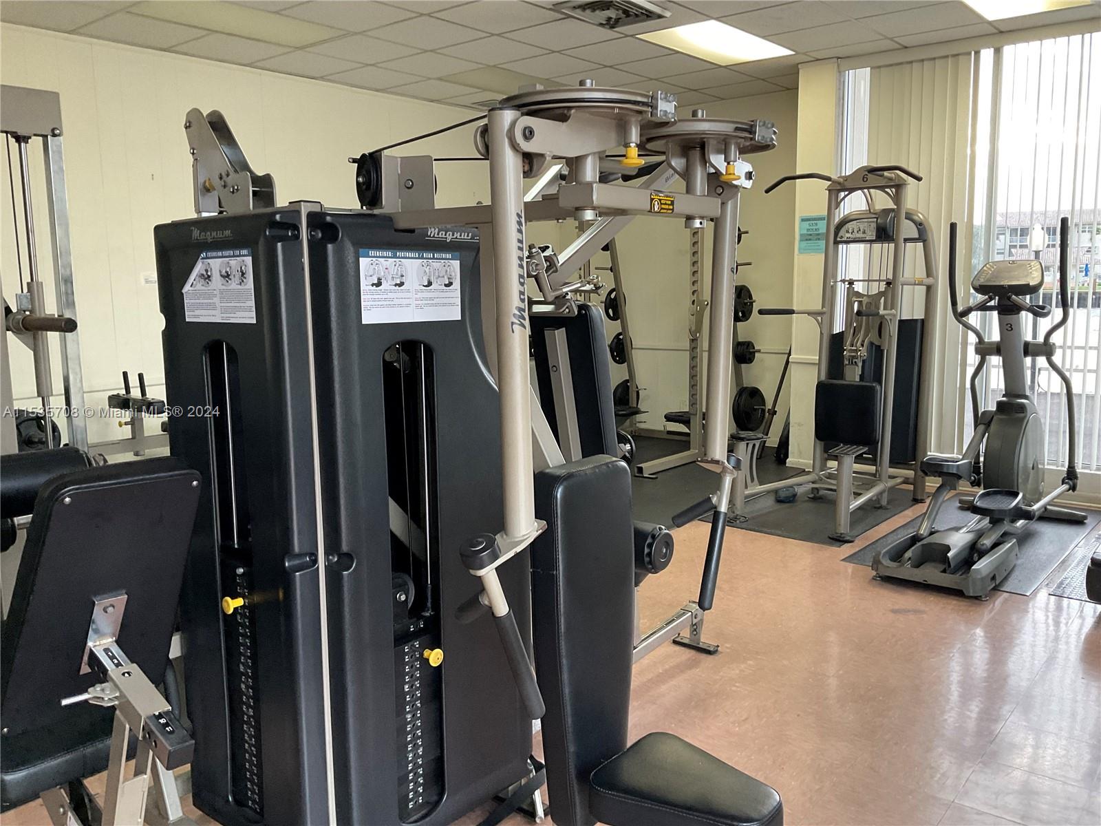 1817 S Ocean Dr 824, Hallandale Beach, Florida 33009, 1 Bedroom Bedrooms, ,1 BathroomBathrooms,Residentiallease,For Rent,1817 S Ocean Dr 824,A11535708