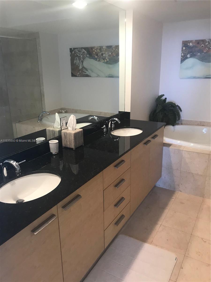1830 S Ocean Dr 2506, Hallandale Beach, Florida 33009, 2 Bedrooms Bedrooms, ,2 BathroomsBathrooms,Residentiallease,For Rent,1830 S Ocean Dr 2506,A11535693