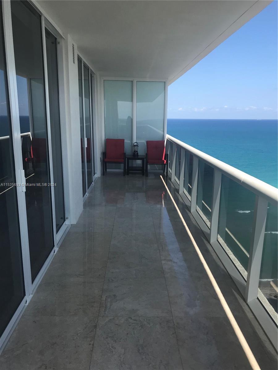 1830 S Ocean Dr 2506, Hallandale Beach, Florida 33009, 2 Bedrooms Bedrooms, ,2 BathroomsBathrooms,Residentiallease,For Rent,1830 S Ocean Dr 2506,A11535693
