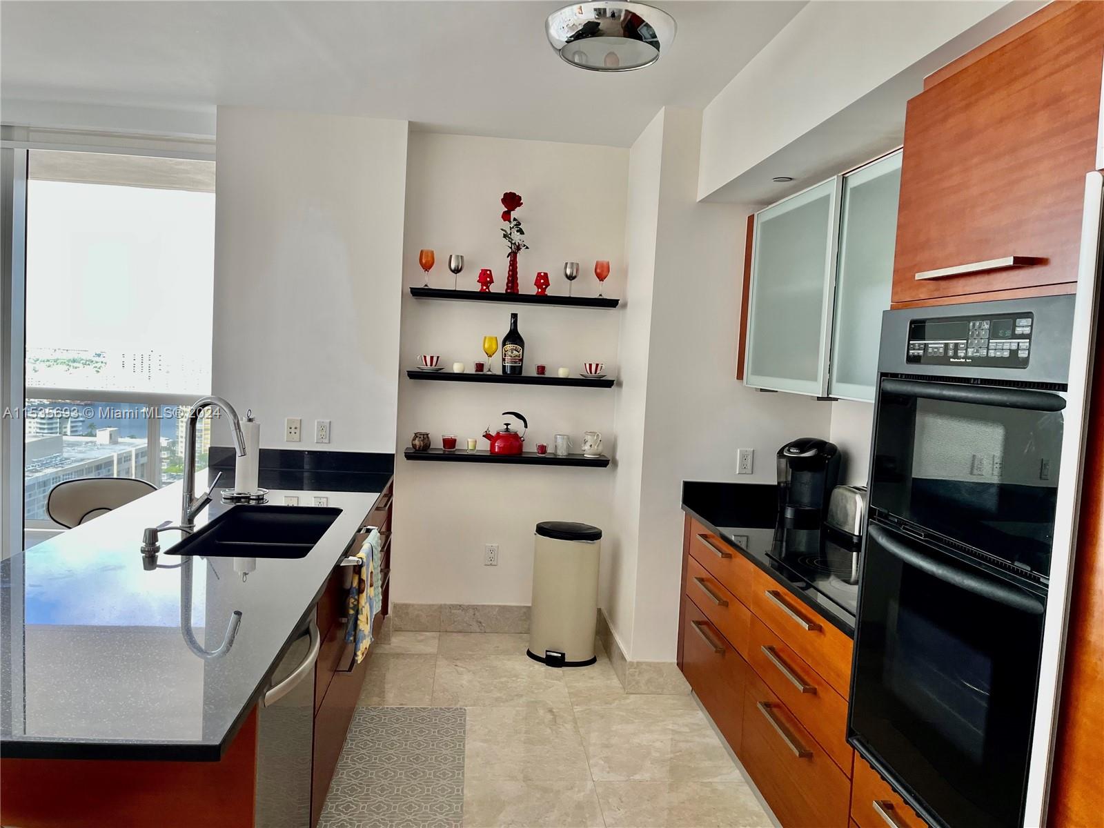 1830 S Ocean Dr 2506, Hallandale Beach, Florida 33009, 2 Bedrooms Bedrooms, ,2 BathroomsBathrooms,Residentiallease,For Rent,1830 S Ocean Dr 2506,A11535693