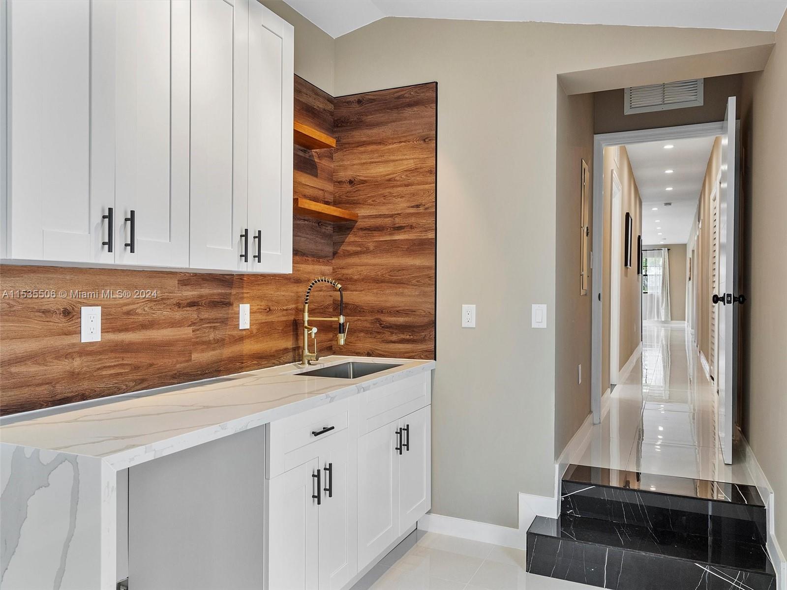 1500 Biarritz Dr, Miami Beach, Florida 33141, 3 Bedrooms Bedrooms, ,3 BathroomsBathrooms,Residentiallease,For Rent,1500 Biarritz Dr,A11535506