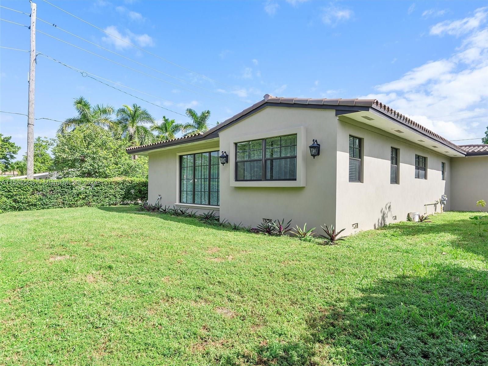 1500 Biarritz Dr, Miami Beach, Florida 33141, 3 Bedrooms Bedrooms, ,3 BathroomsBathrooms,Residentiallease,For Rent,1500 Biarritz Dr,A11535506