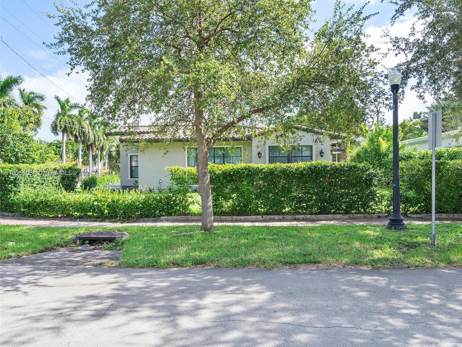 1500 Biarritz Dr, Miami Beach, Florida 33141, 3 Bedrooms Bedrooms, ,3 BathroomsBathrooms,Residentiallease,For Rent,1500 Biarritz Dr,A11535506