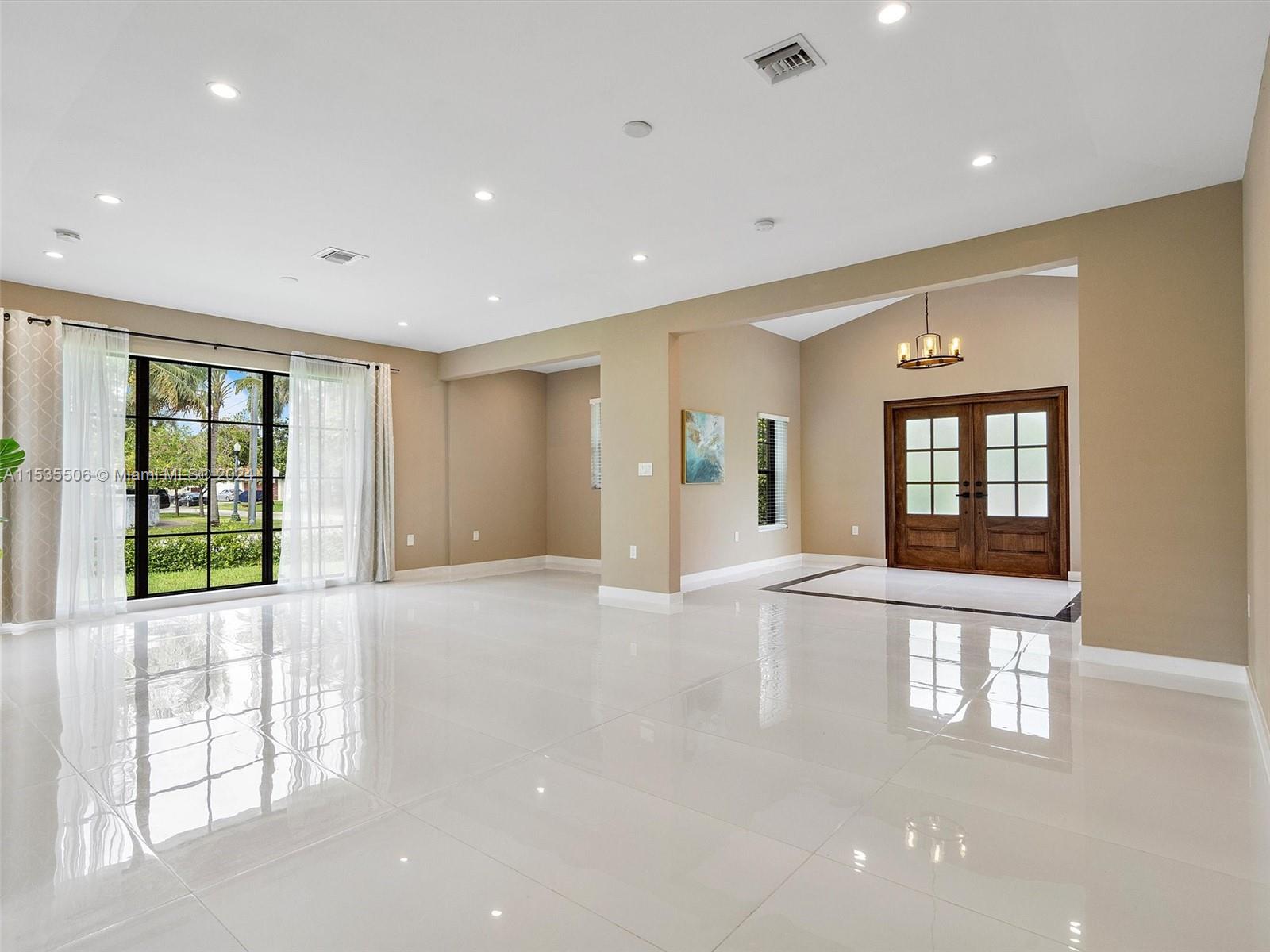 1500 Biarritz Dr, Miami Beach, Florida 33141, 3 Bedrooms Bedrooms, ,3 BathroomsBathrooms,Residentiallease,For Rent,1500 Biarritz Dr,A11535506