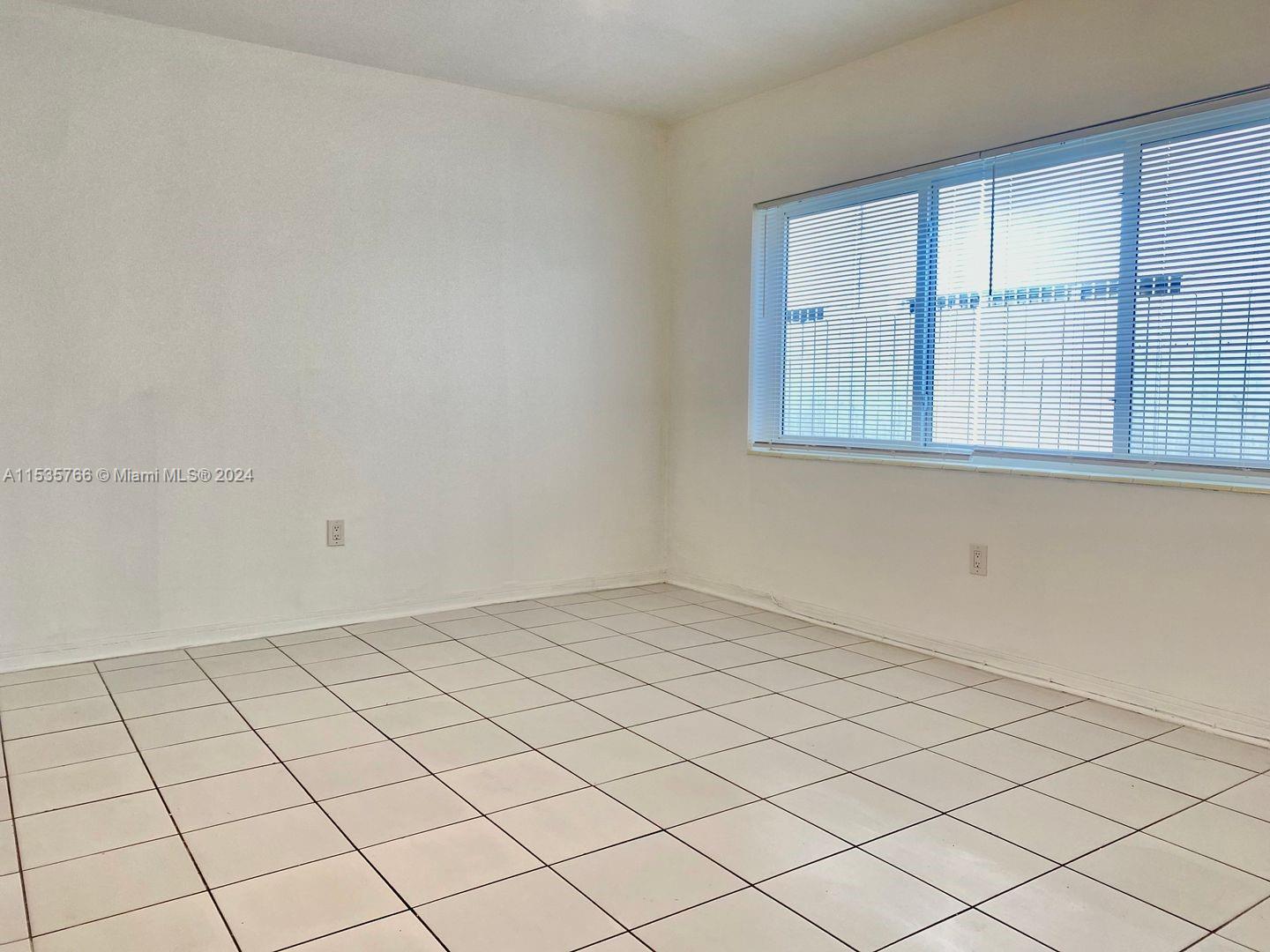 7291 Gary Ave 8, Miami Beach, Florida 33141, 1 Bedroom Bedrooms, ,1 BathroomBathrooms,Residentiallease,For Rent,7291 Gary Ave 8,A11535766