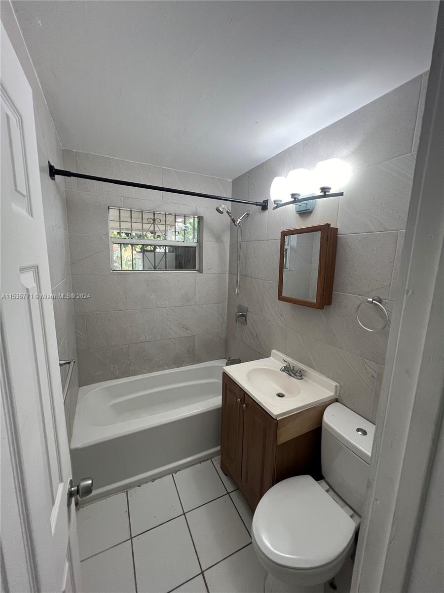 7820 NW 3rd Ave 1, Miami, Florida 33150, 2 Bedrooms Bedrooms, ,1 BathroomBathrooms,Residentiallease,For Rent,7820 NW 3rd Ave 1,A11535771