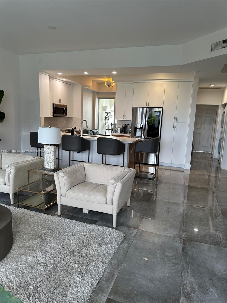 3700 Island Blvd, Aventura, FL, 33160 United States, 2 Bedrooms Bedrooms, ,2 BathroomsBathrooms,Residential,For Sale,Island Blvd,A11535182