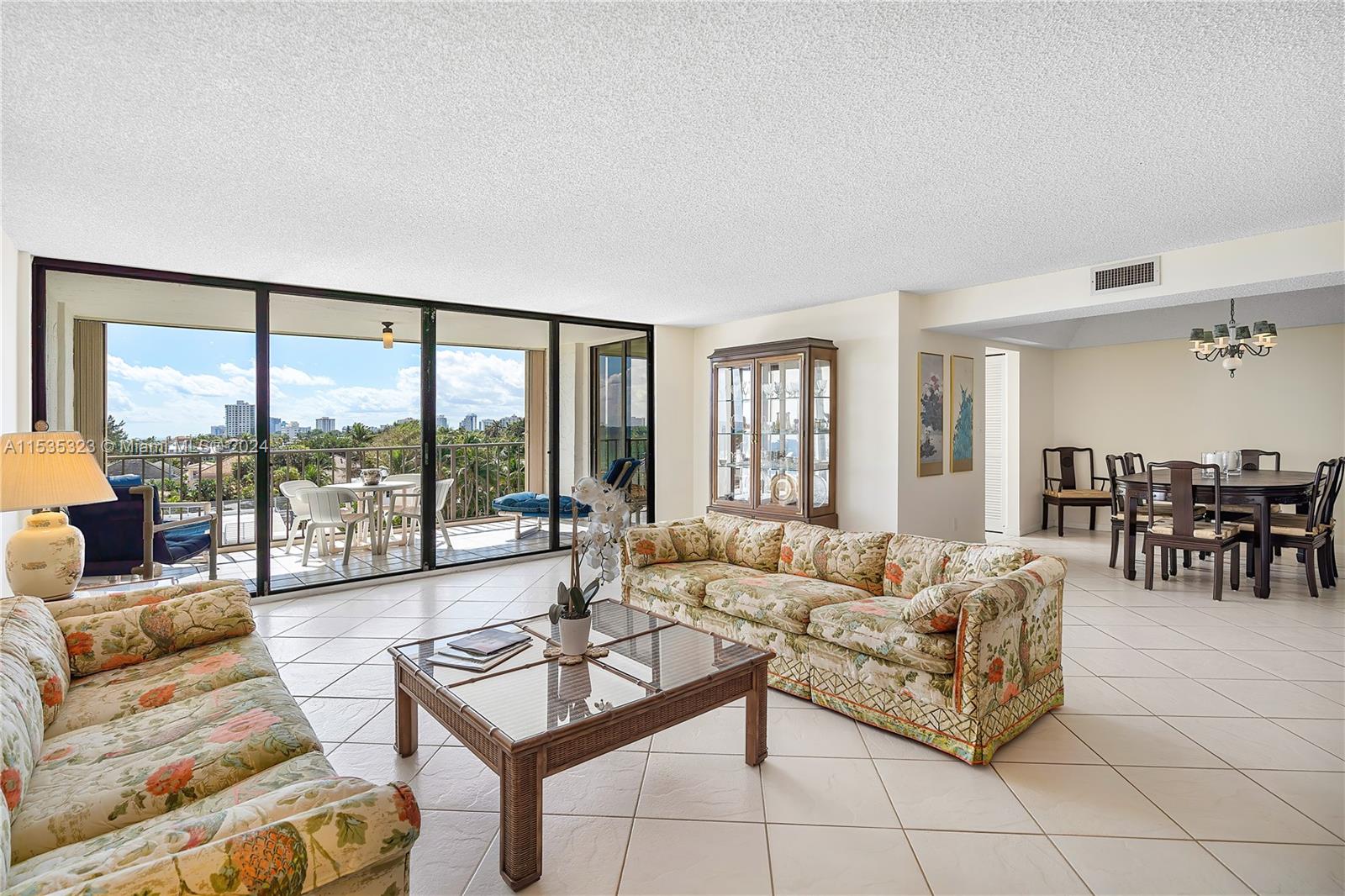 1901 Ocean Blvd, Fort Lauderdale, FL, 33305 United States, 2 Bedrooms Bedrooms, ,2 BathroomsBathrooms,Residential,For Sale,Ocean Blvd,A11535323