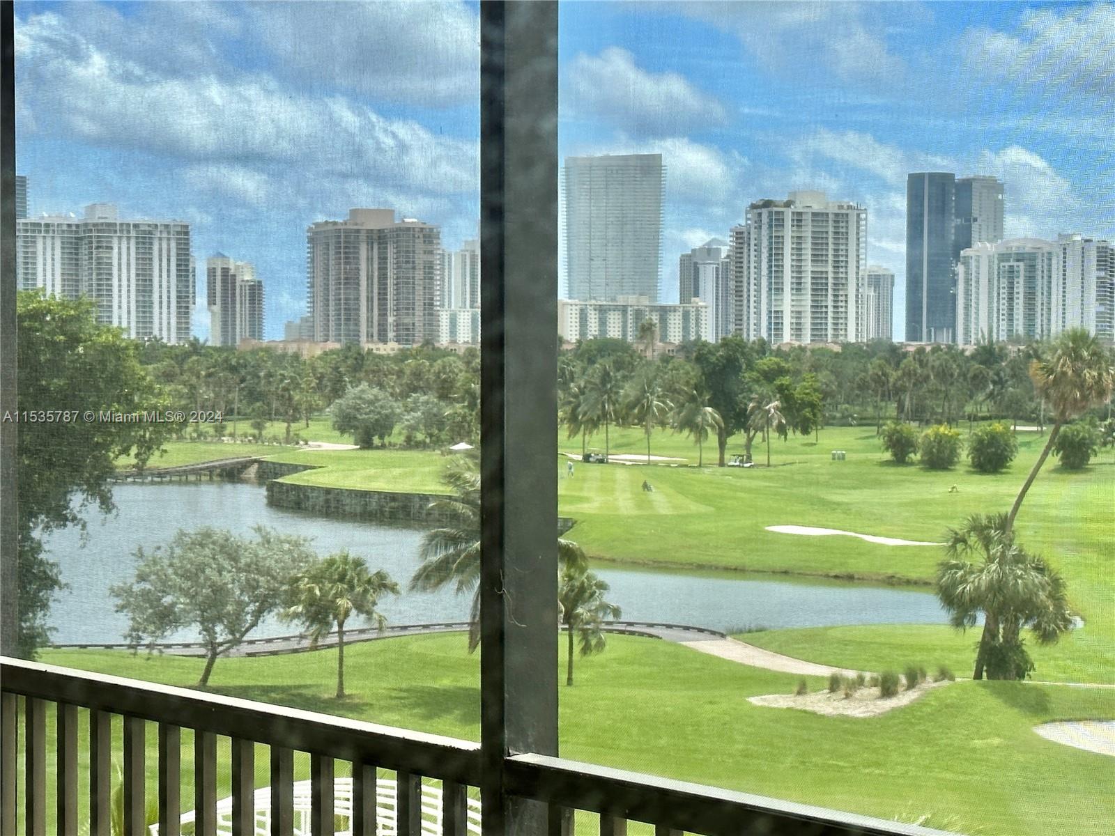 20379 W Country Club Dr 537, Aventura, Florida 33180, 1 Bedroom Bedrooms, ,1 BathroomBathrooms,Residential,For Sale,20379 W Country Club Dr 537,A11535787