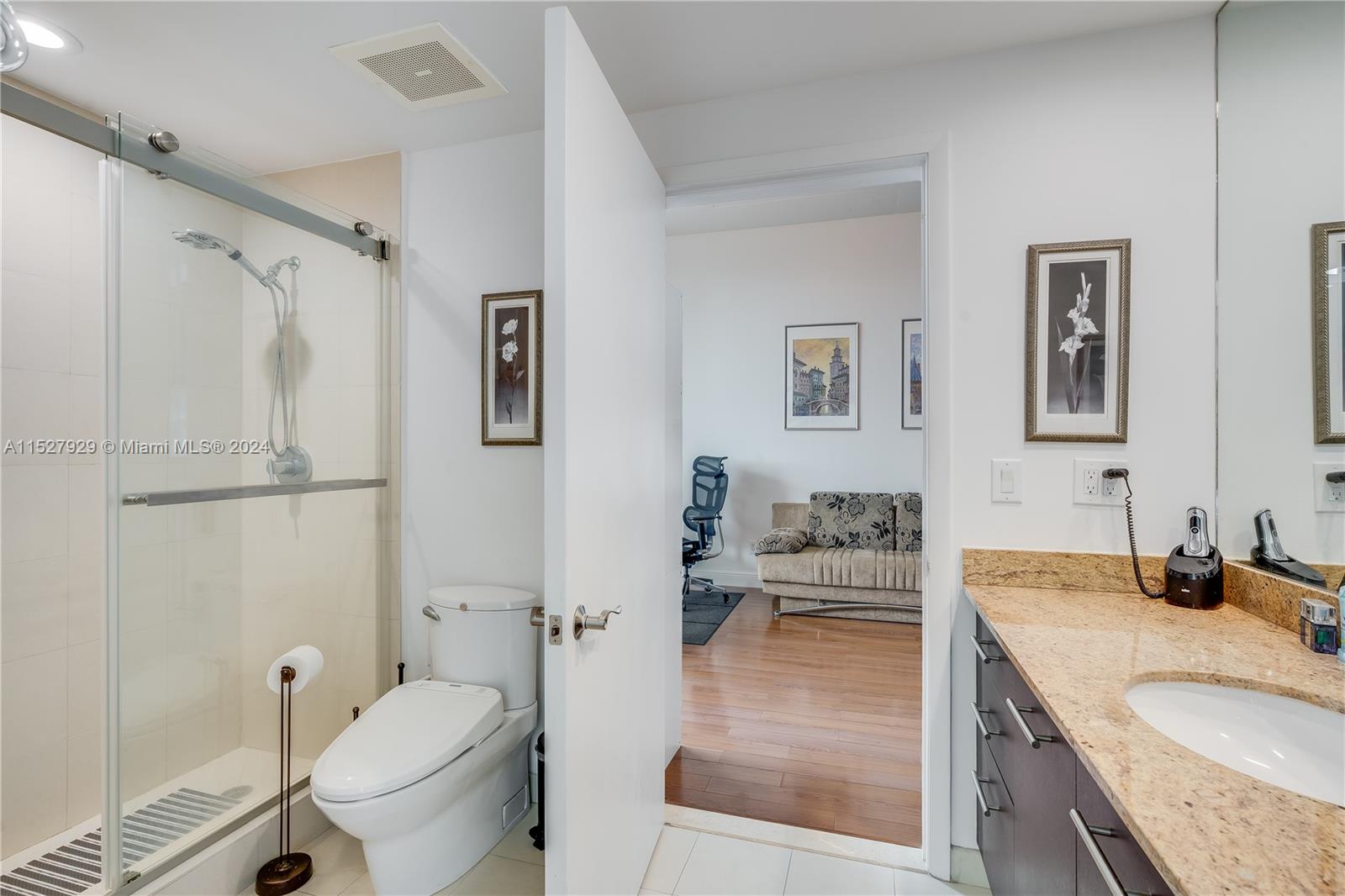 3029 188th St, Aventura, FL, 33180 United States, 2 Bedrooms Bedrooms, ,2 BathroomsBathrooms,Residential,For Sale,188th St,A11527929